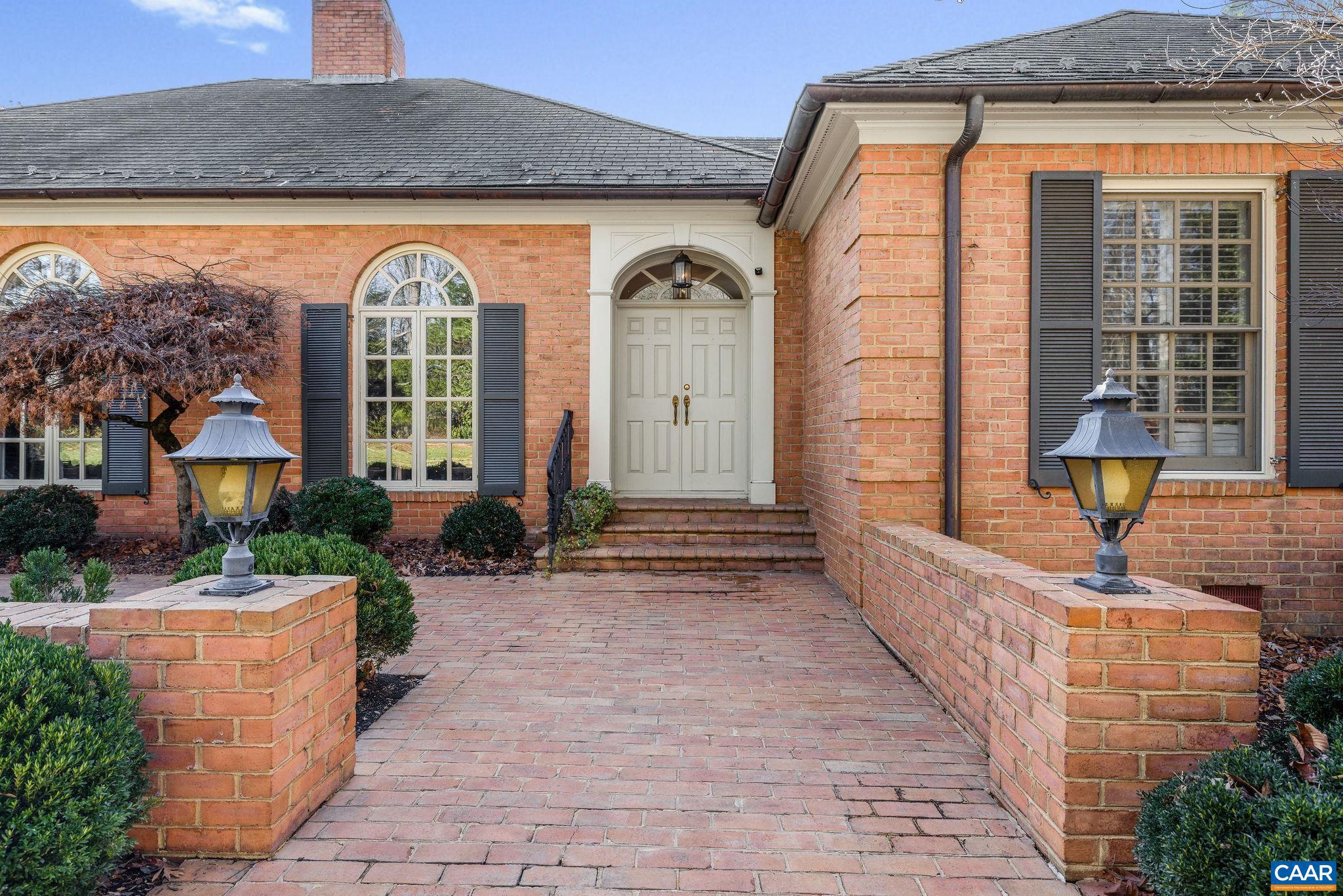 GARTH GATE - Residential