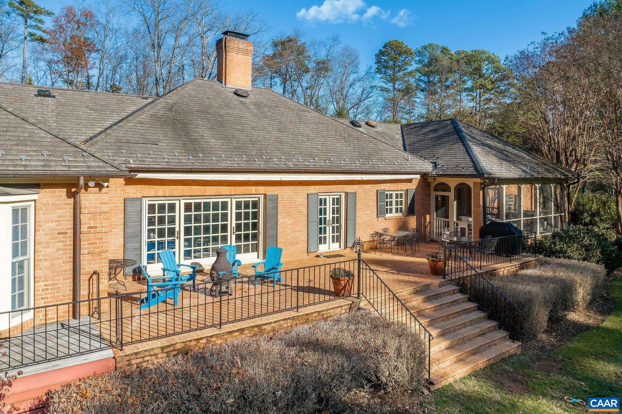 GARTH GATE - Residential