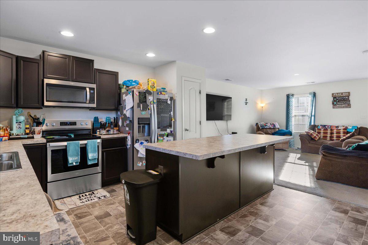 MORNING DOVE ESTATES - Residential