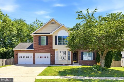 Homes For Sale - 10654 Ashford Circle<br/> WALDORF, MD 20603