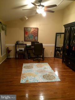 HUNT MEADOW - Residential