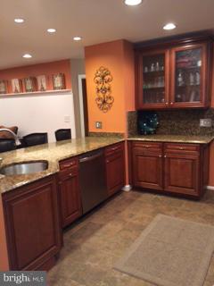 HUNT MEADOW - Residential