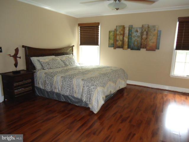 HUNT MEADOW - Residential