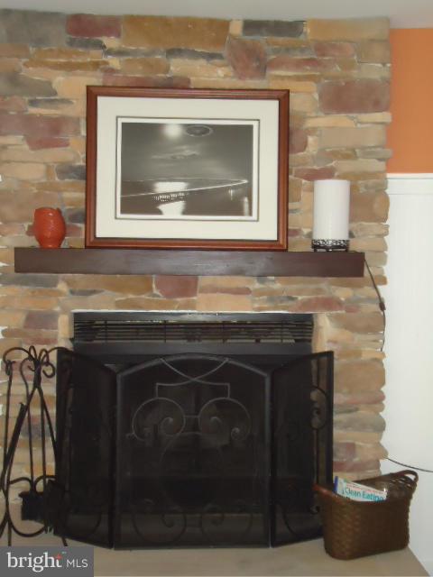 HUNT MEADOW - Residential