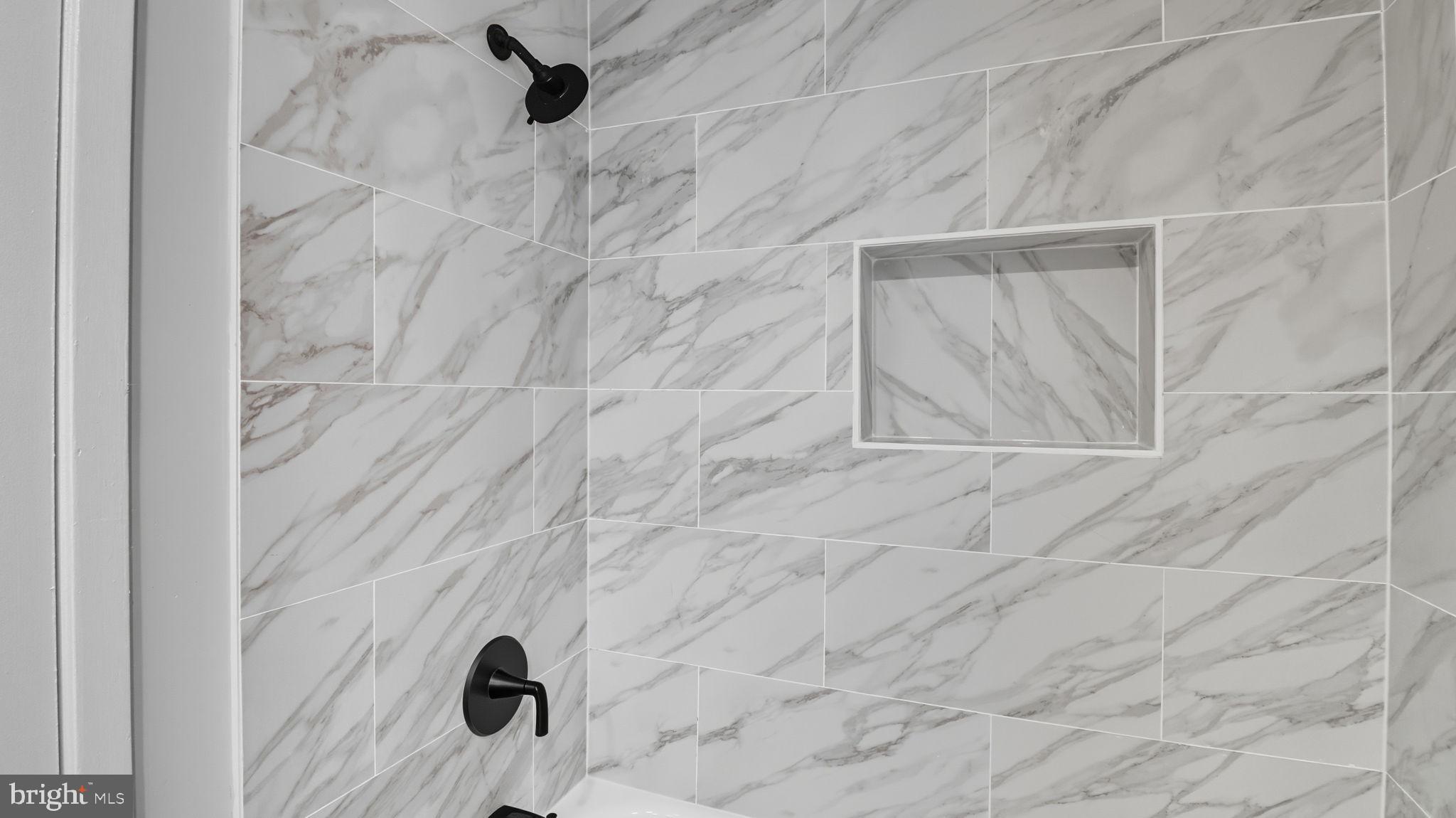 CHRISTOPHER COURT - Residential