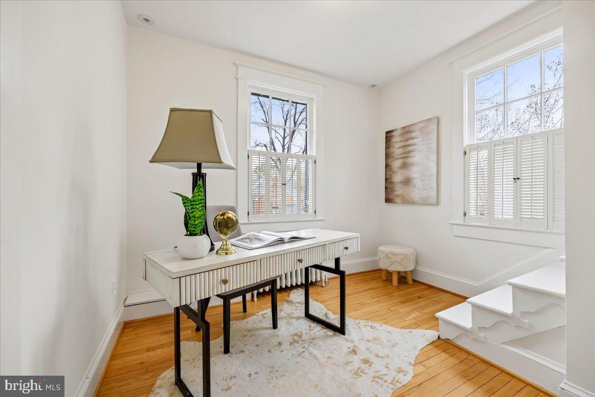 CHEVY CHASE TERRACE - Residential