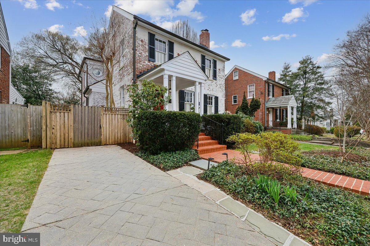 CHEVY CHASE TERRACE - Residential