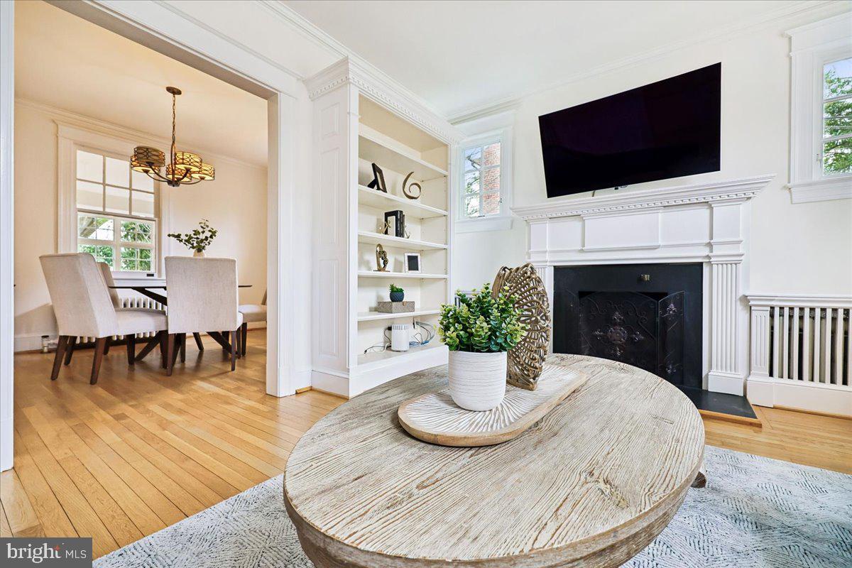 CHEVY CHASE TERRACE - Residential