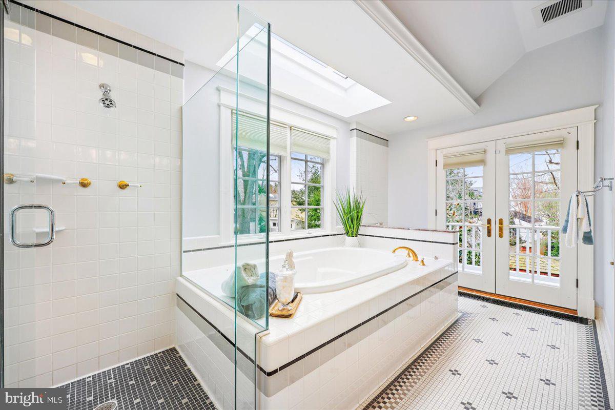 CHEVY CHASE TERRACE - Residential