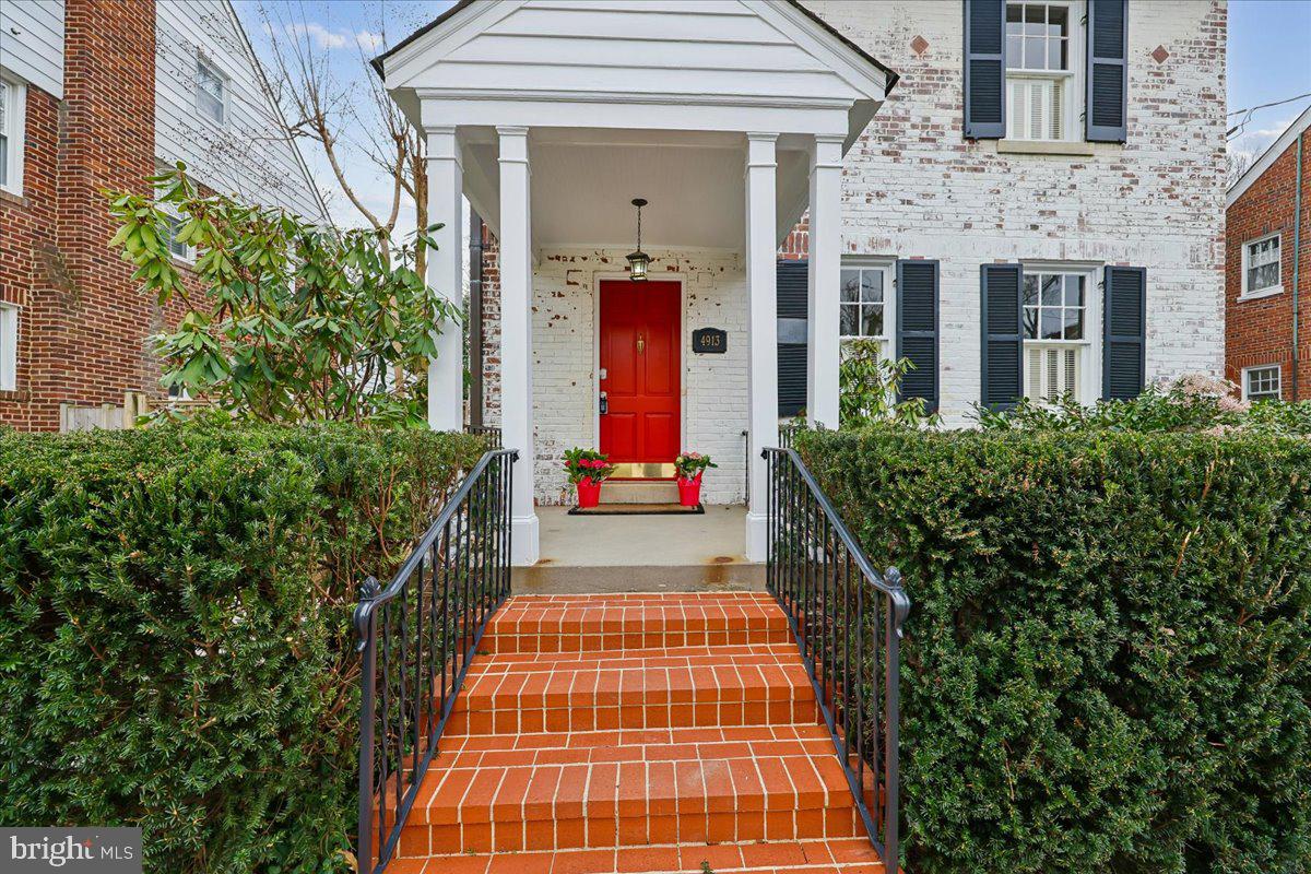 4913 CHEVY CHASE BOULEVARD