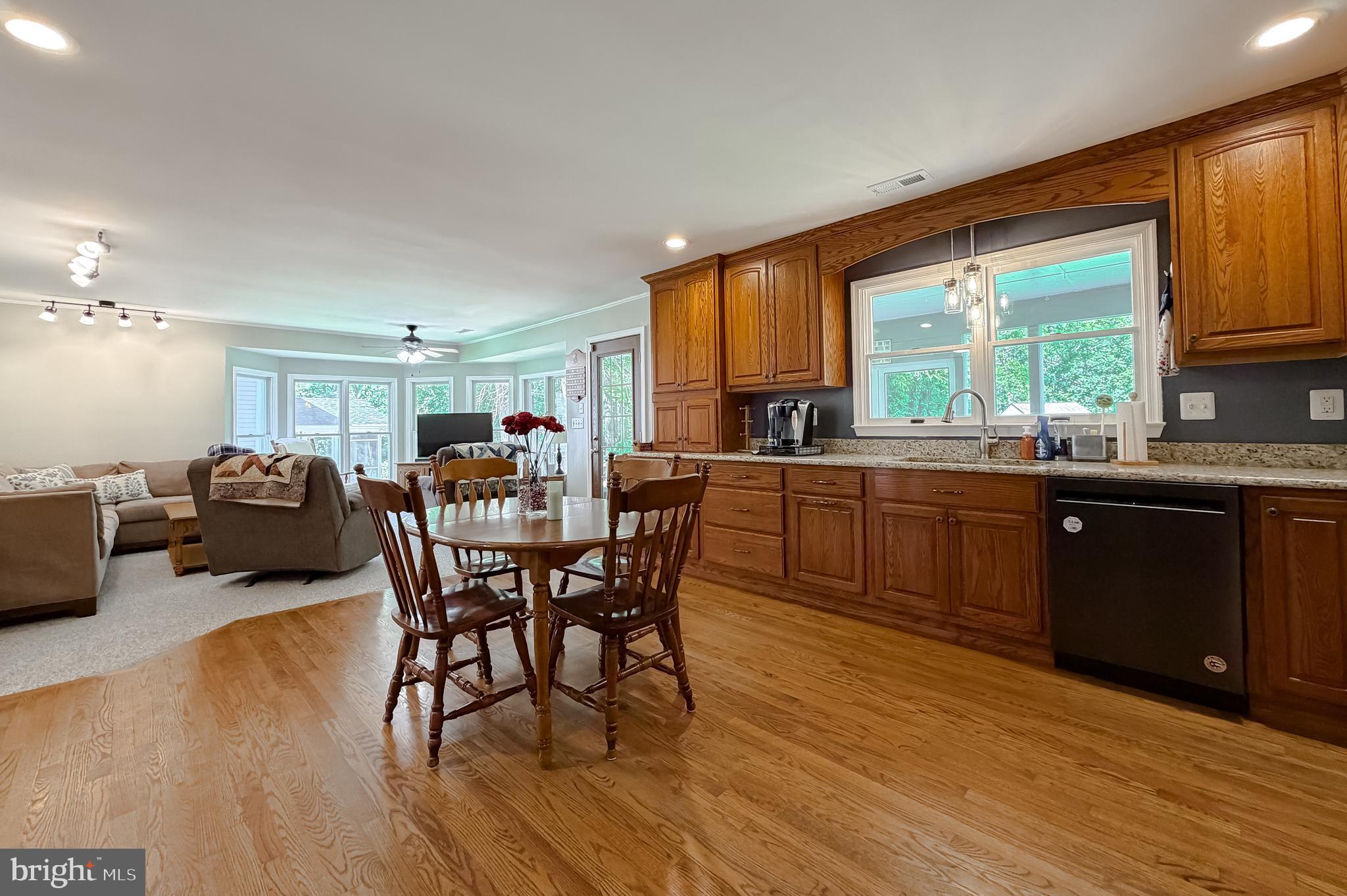 BRETON BAY LANDING - Residential