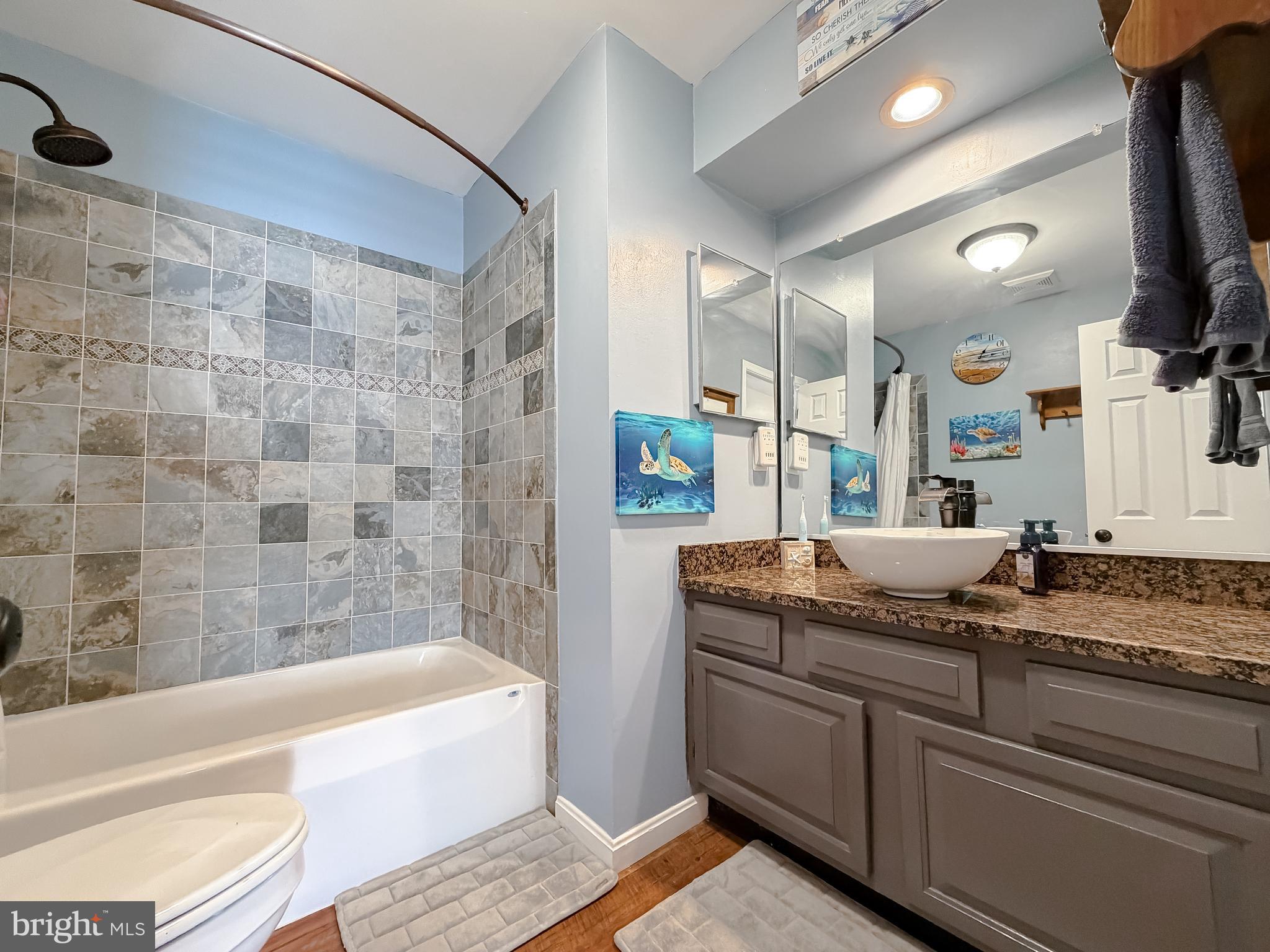 BRETON BAY LANDING - Residential
