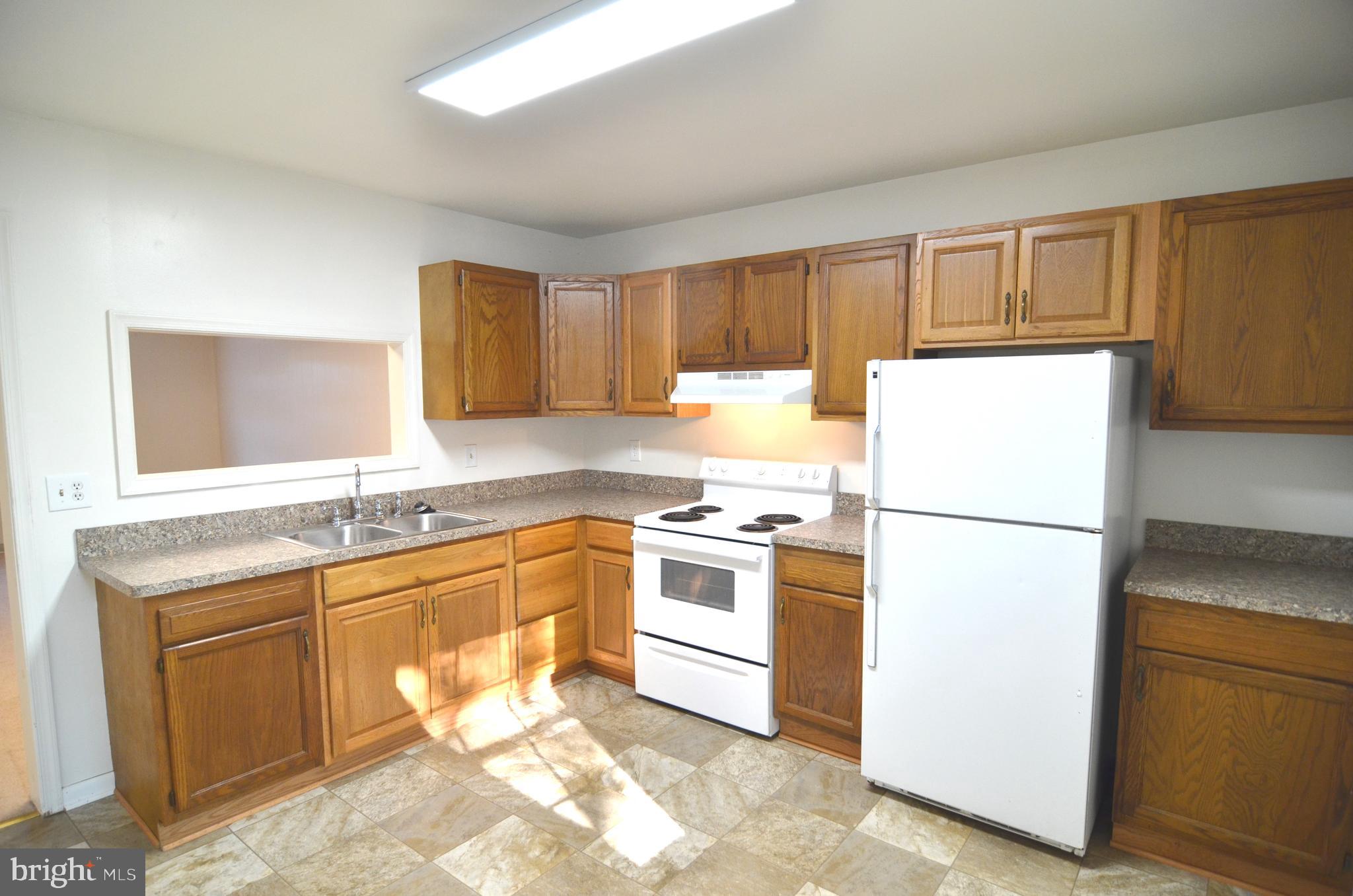 SPRING VALLEY - Residential Lease