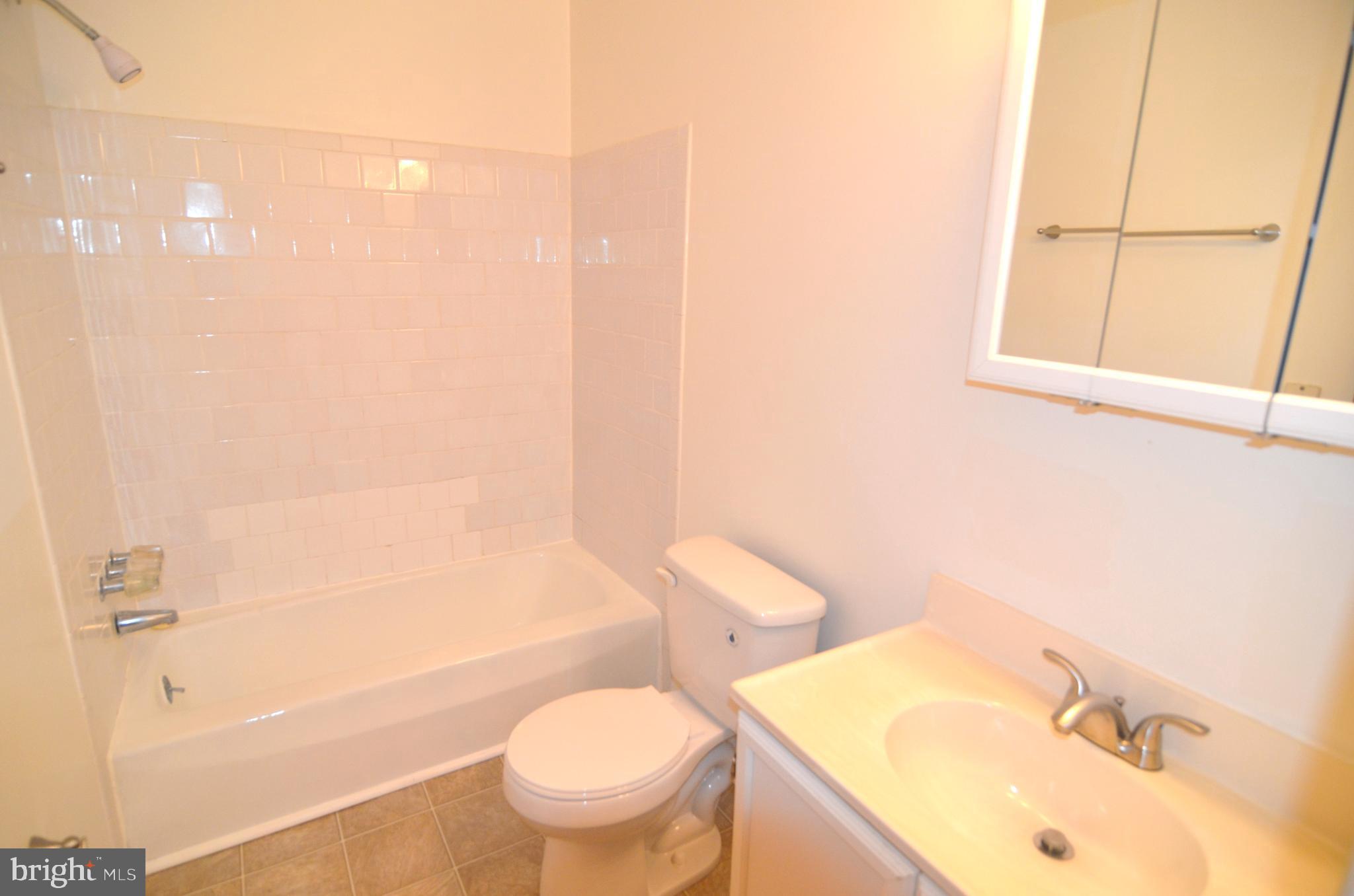 SPRING VALLEY - Residential Lease