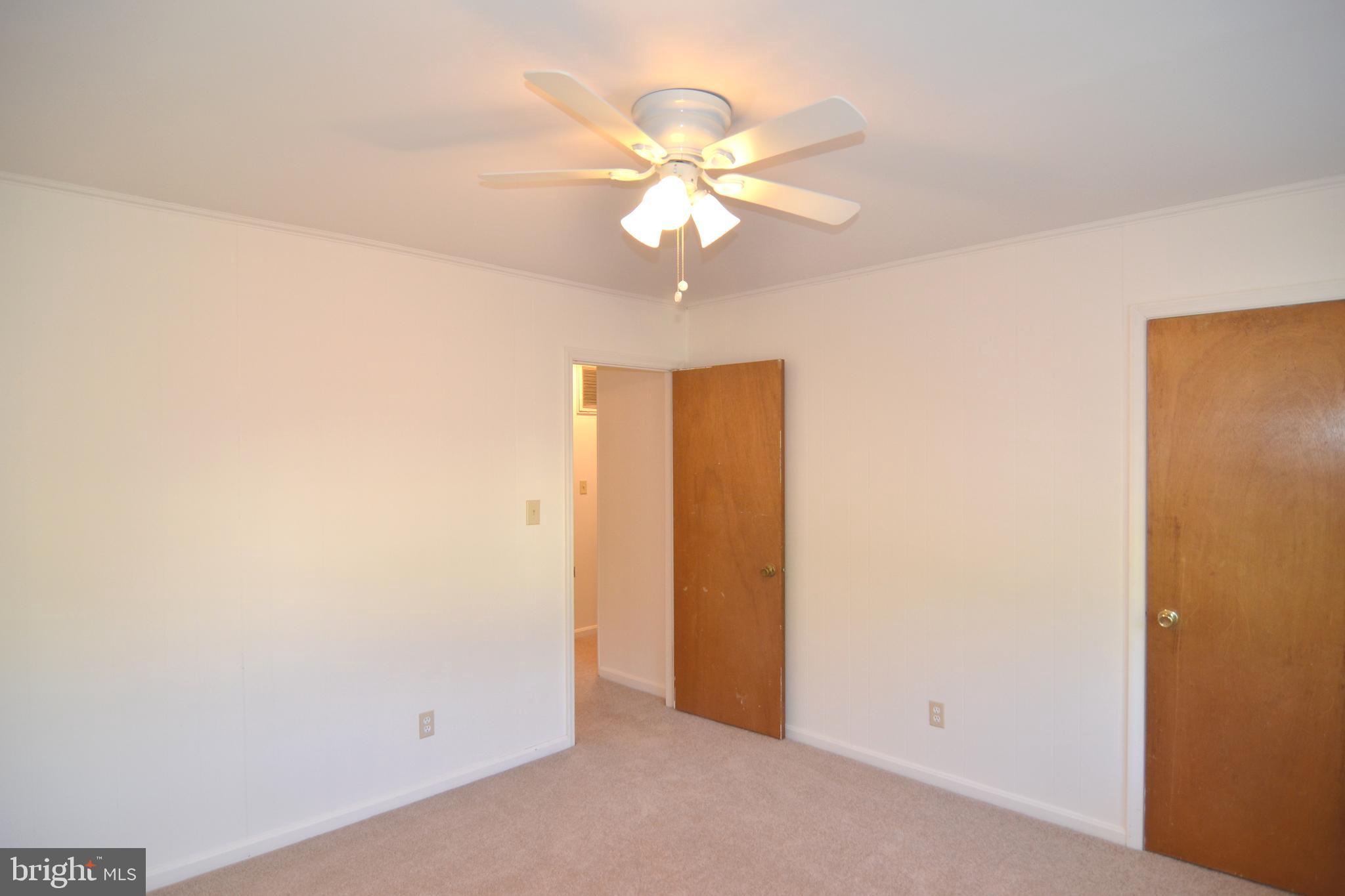 SPRING VALLEY - Residential Lease