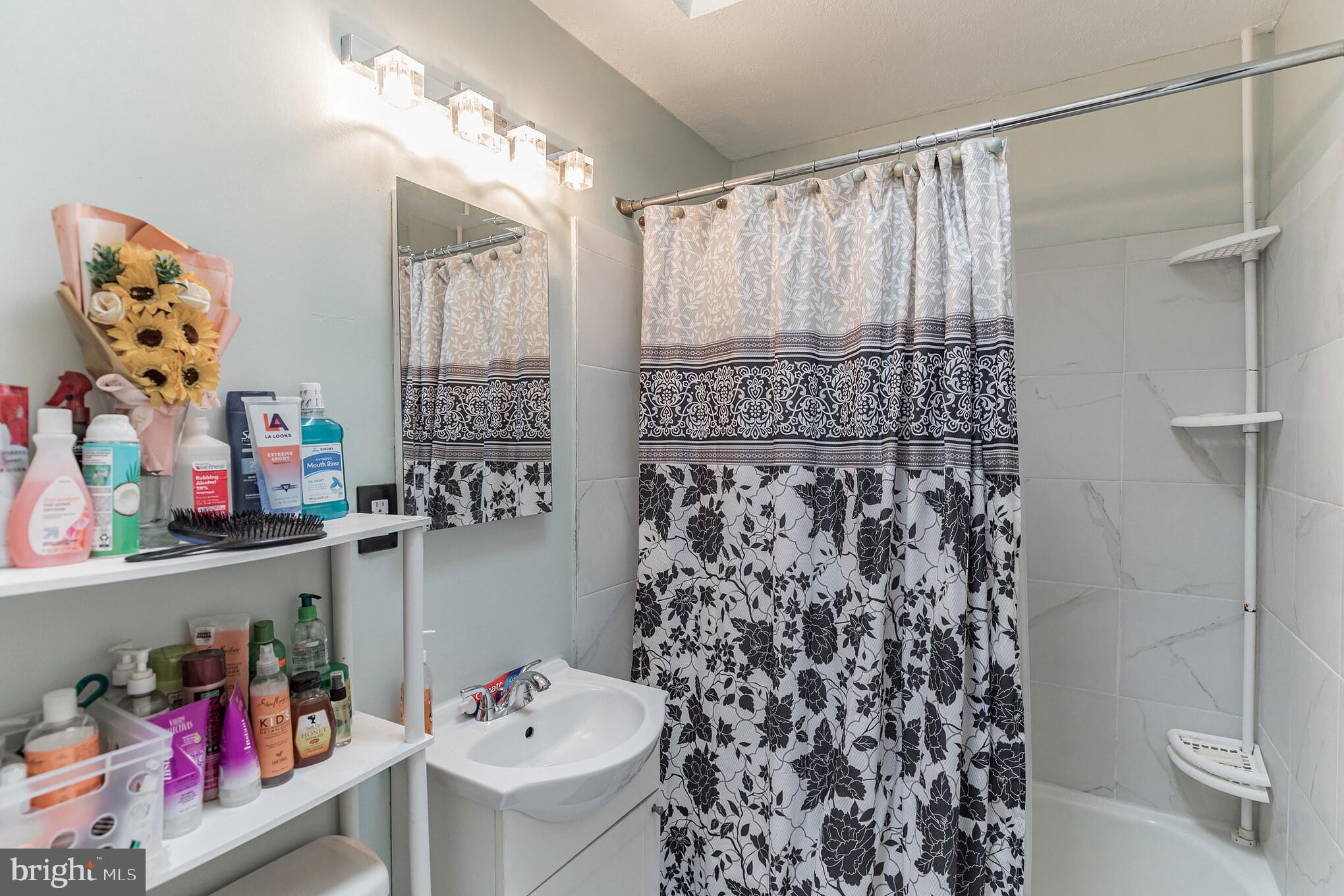 JUNIATA - Residential