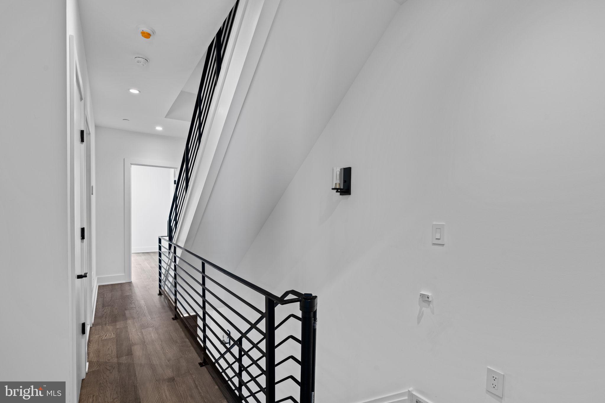 GRADUATE HOSPITAL - Residential