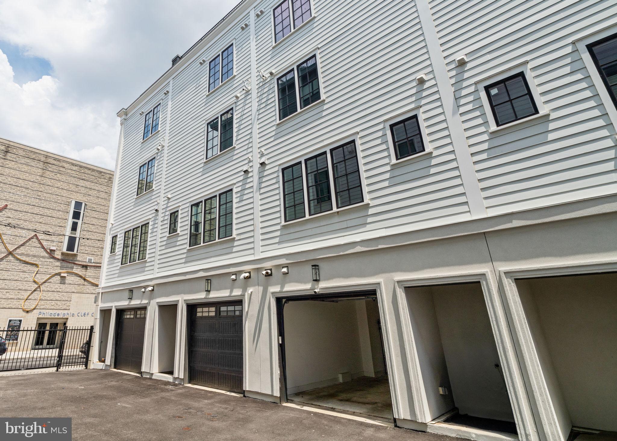 GRADUATE HOSPITAL - Residential