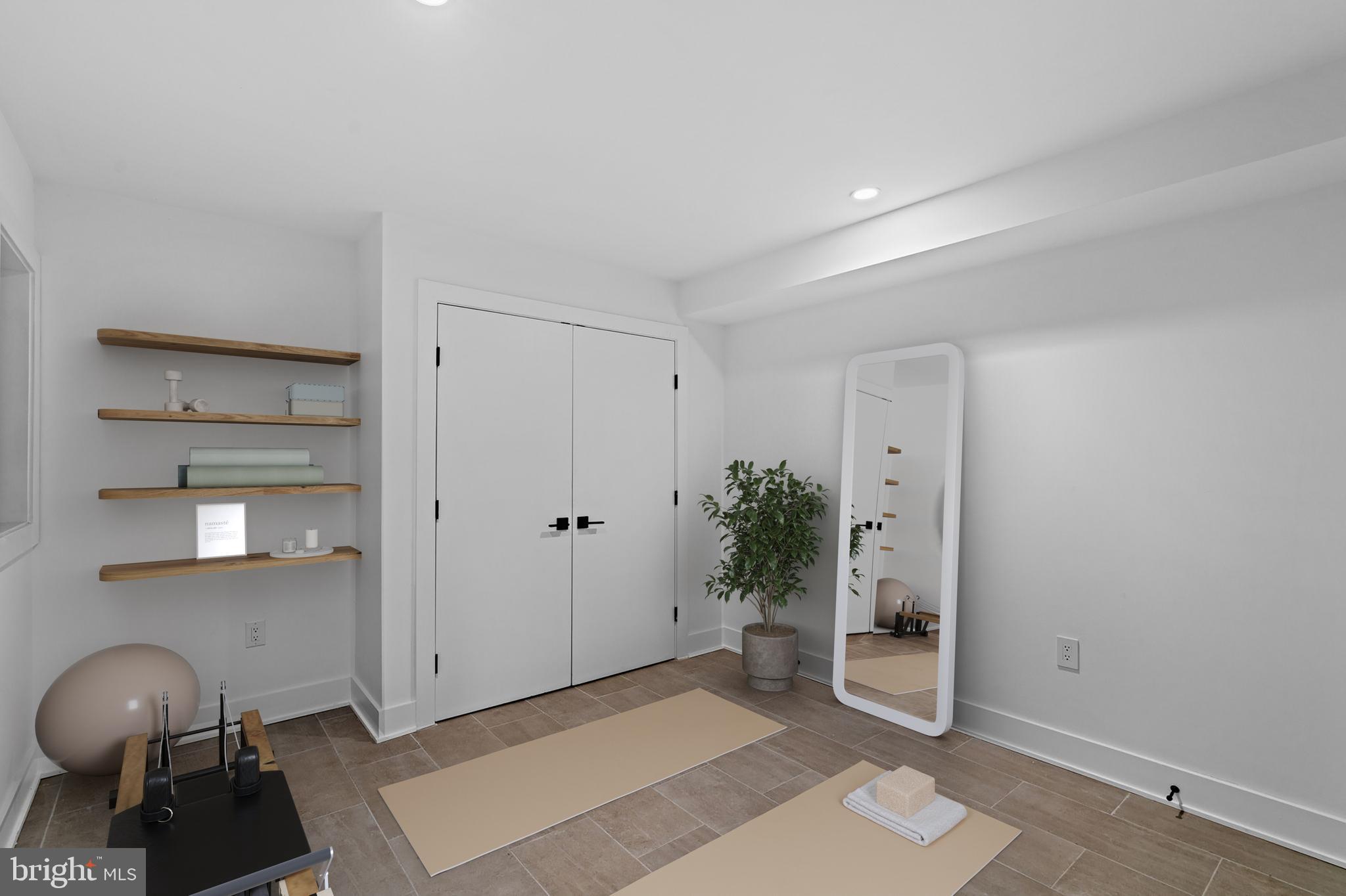 GRADUATE HOSPITAL - Residential