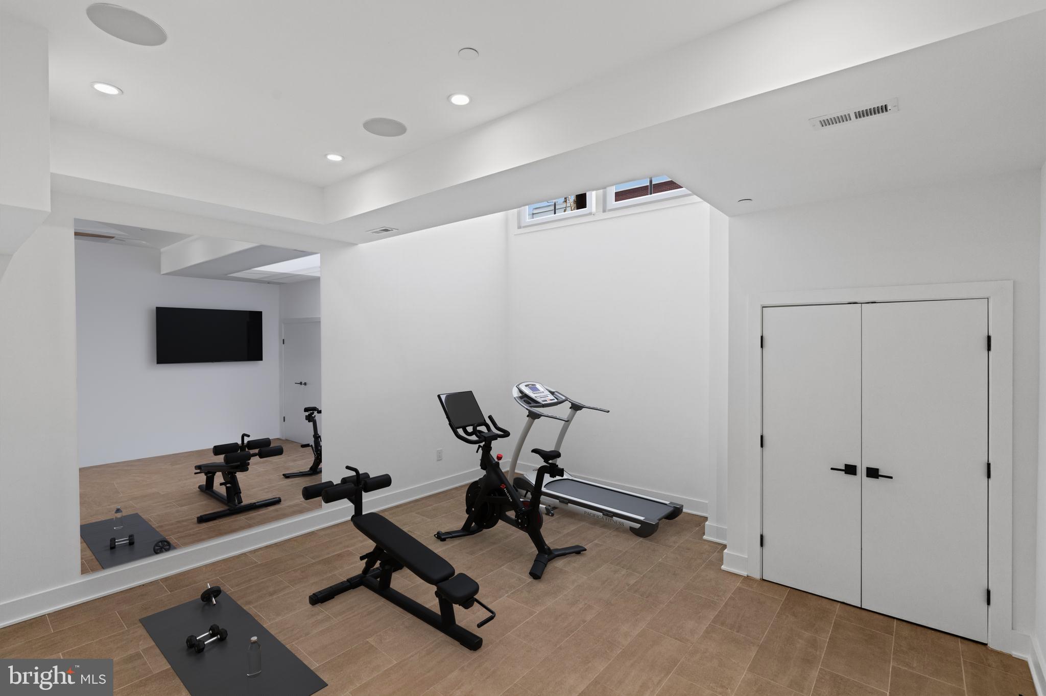 GRADUATE HOSPITAL - Residential