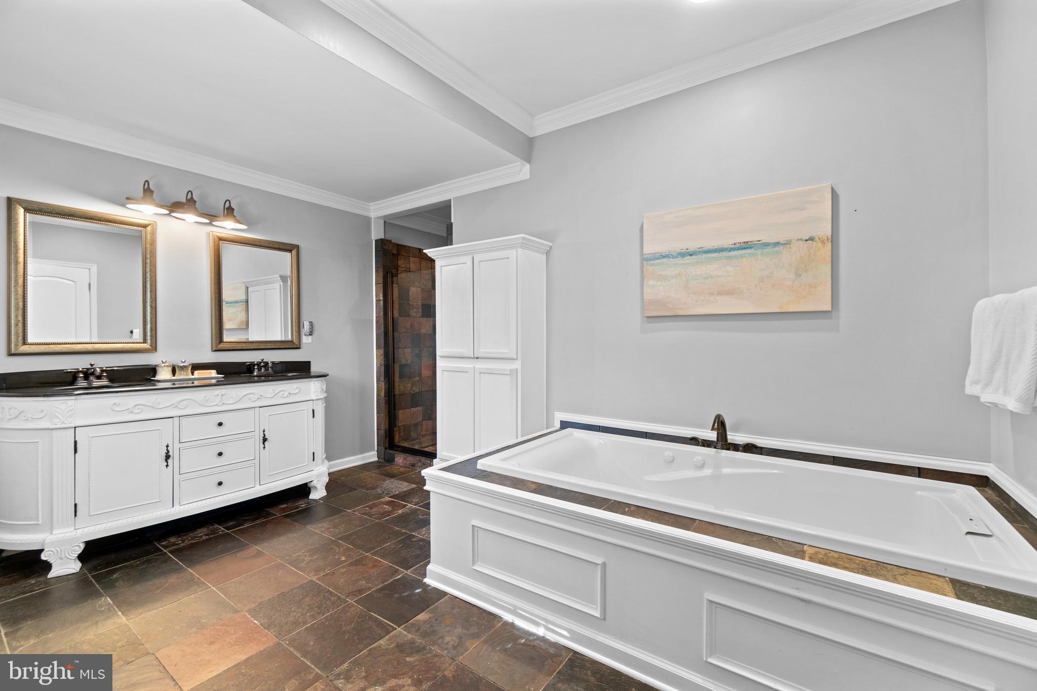 OLDE SEVERNA PARK - Residential