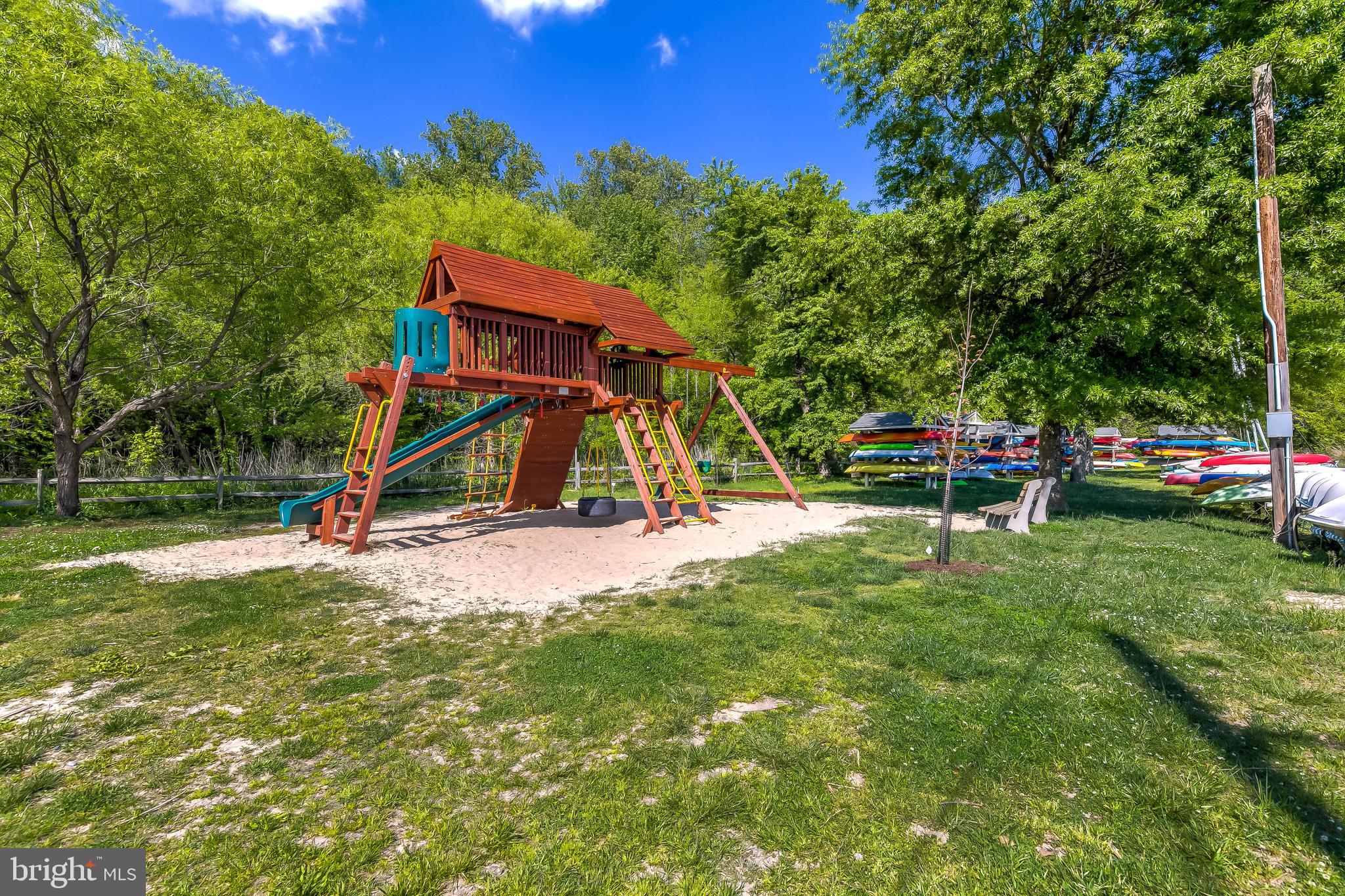 OLDE SEVERNA PARK - Residential