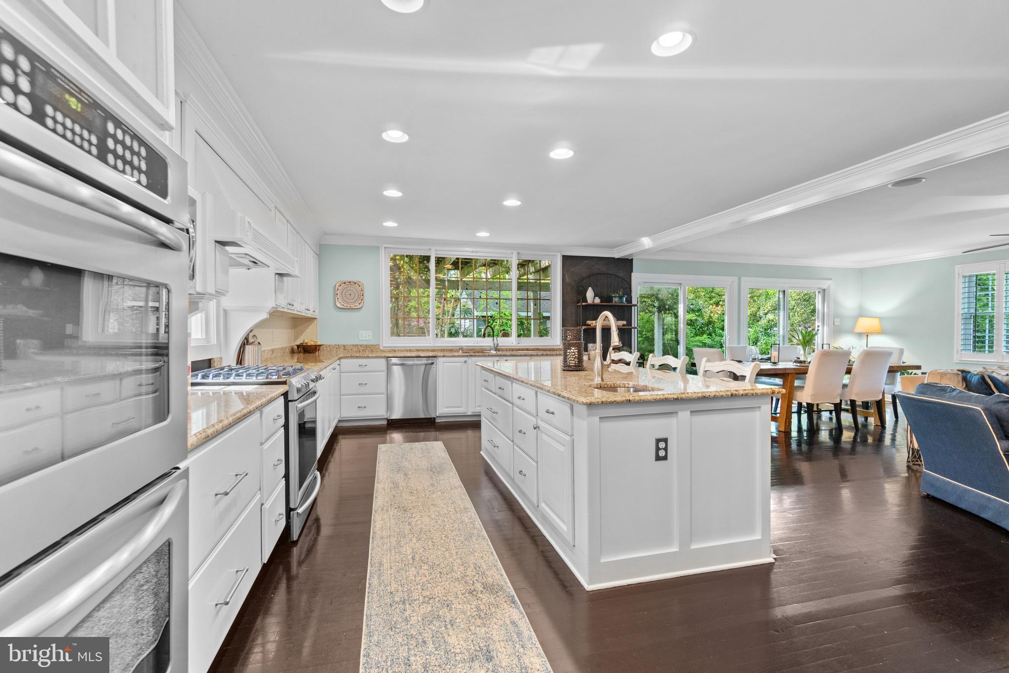 OLDE SEVERNA PARK - Residential