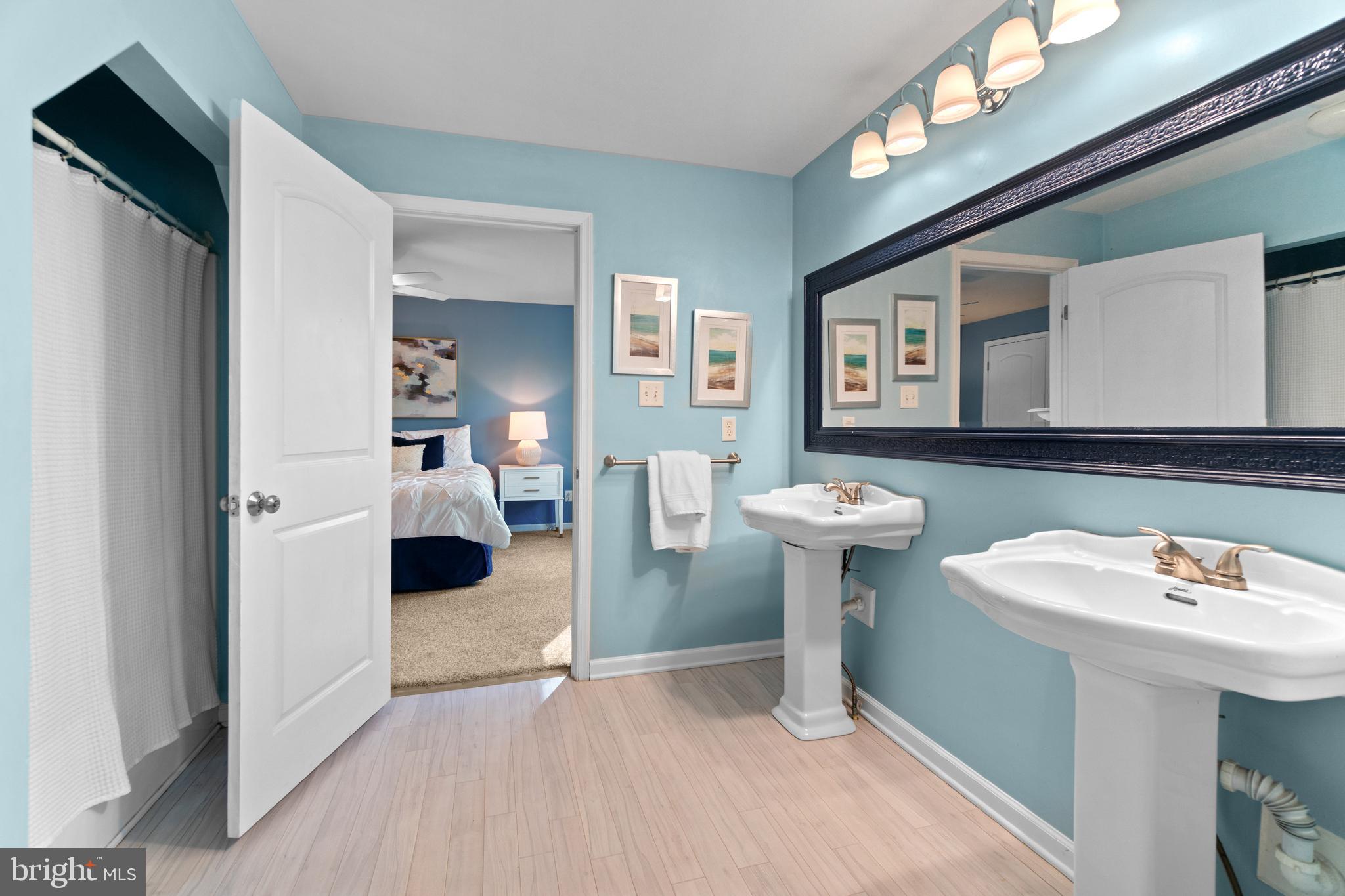 OLDE SEVERNA PARK - Residential