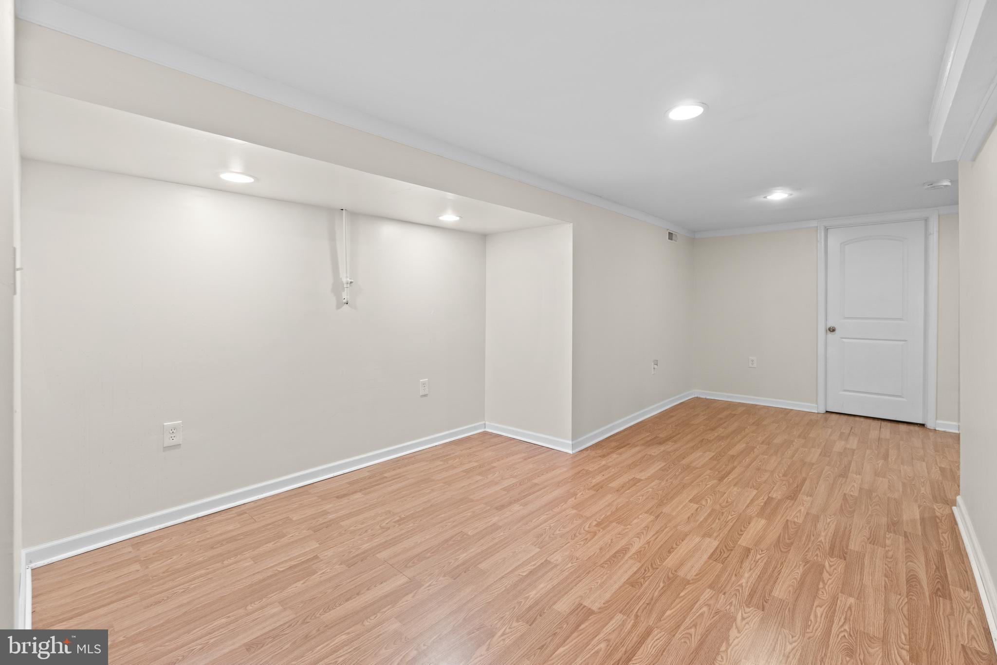 OLDE SEVERNA PARK - Residential