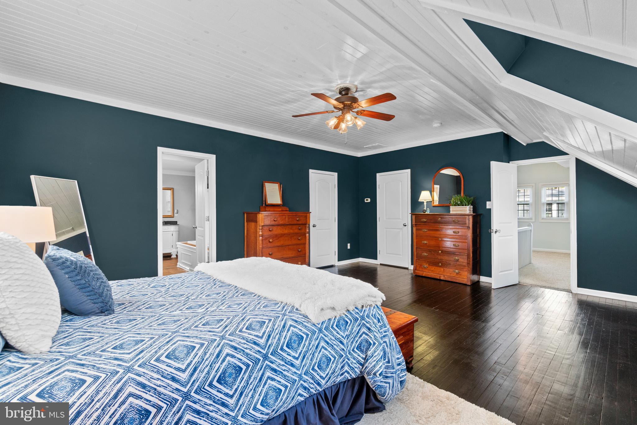 OLDE SEVERNA PARK - Residential