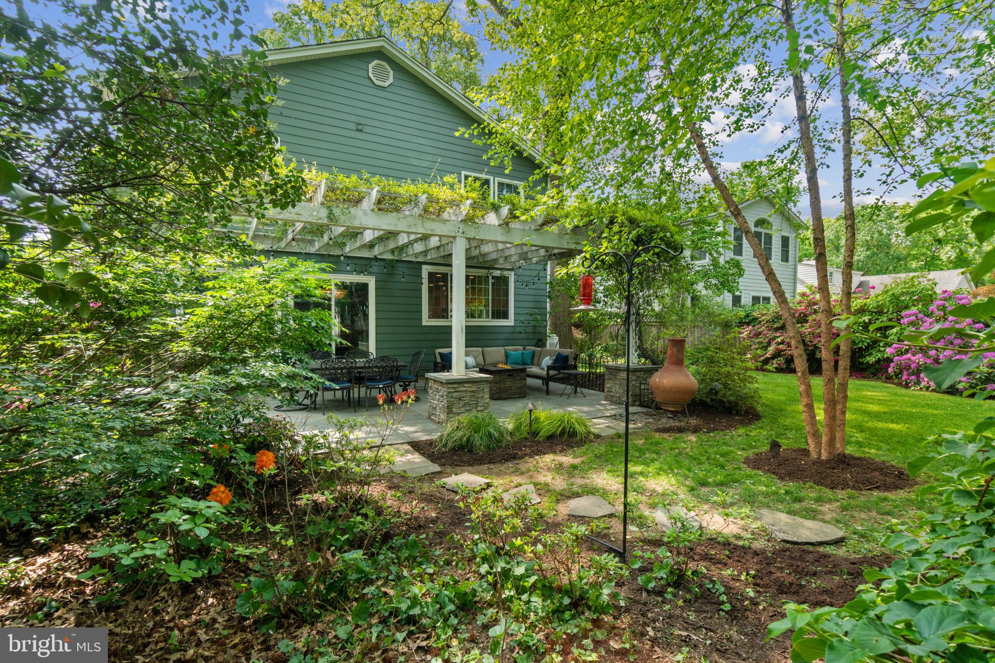 OLDE SEVERNA PARK - Residential