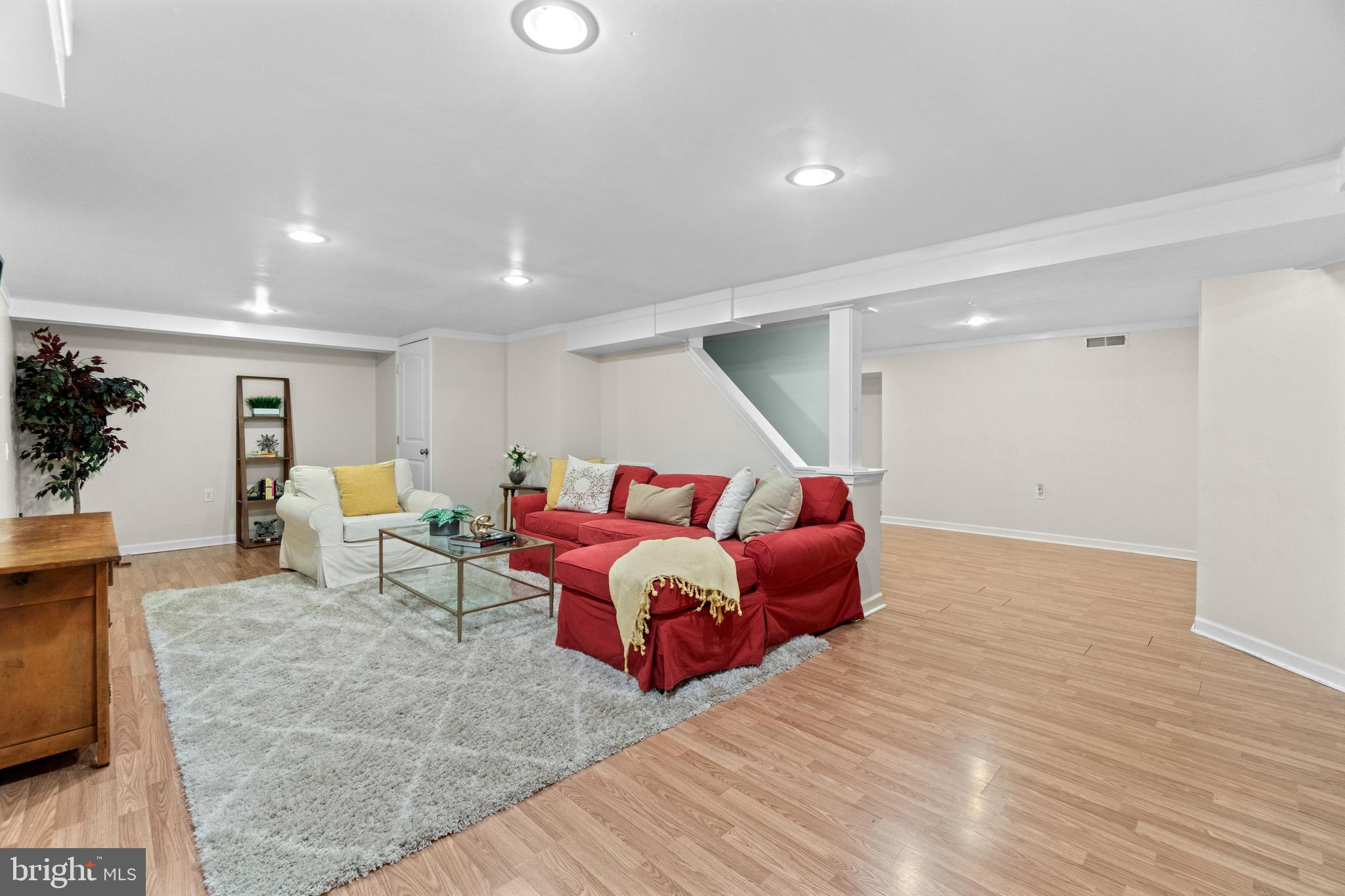 OLDE SEVERNA PARK - Residential