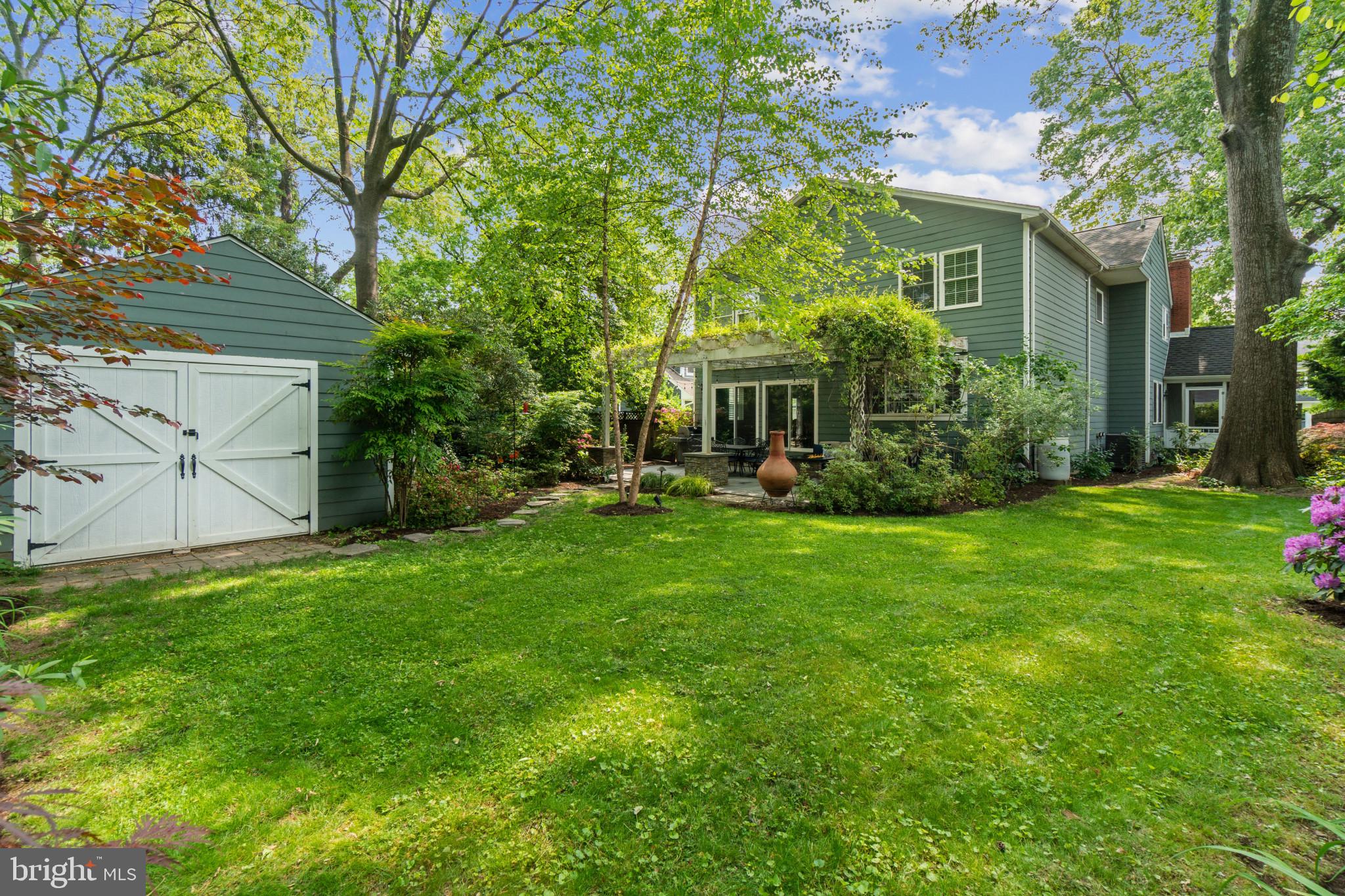 OLDE SEVERNA PARK - Residential