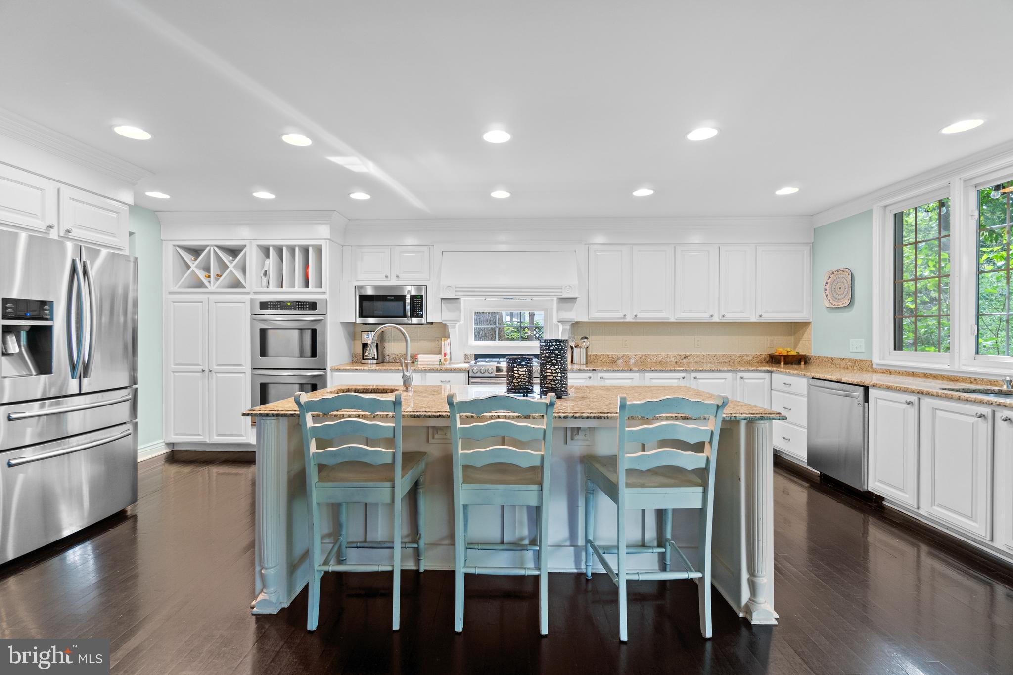 OLDE SEVERNA PARK - Residential