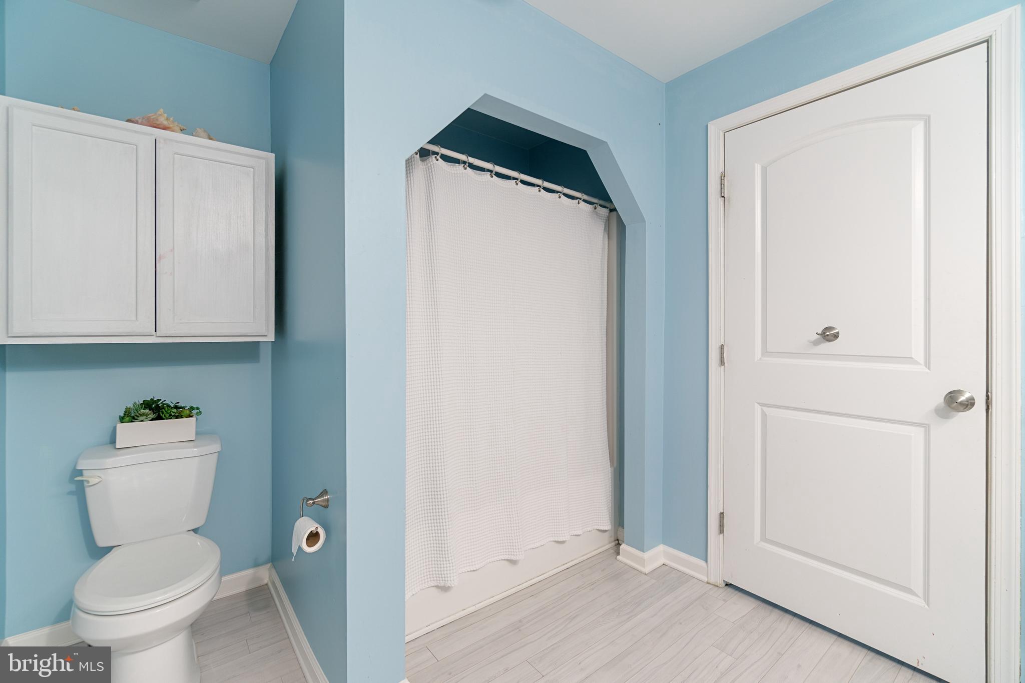 OLDE SEVERNA PARK - Residential