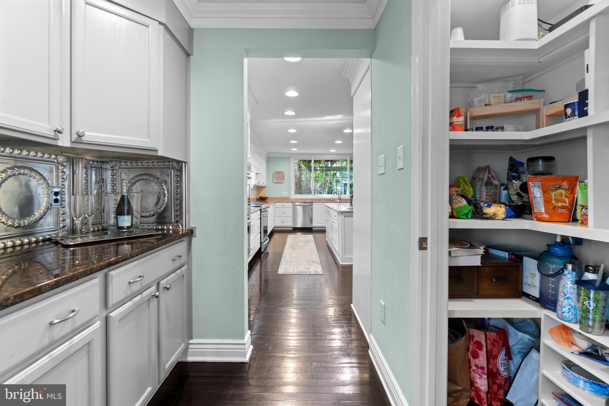 OLDE SEVERNA PARK - Residential