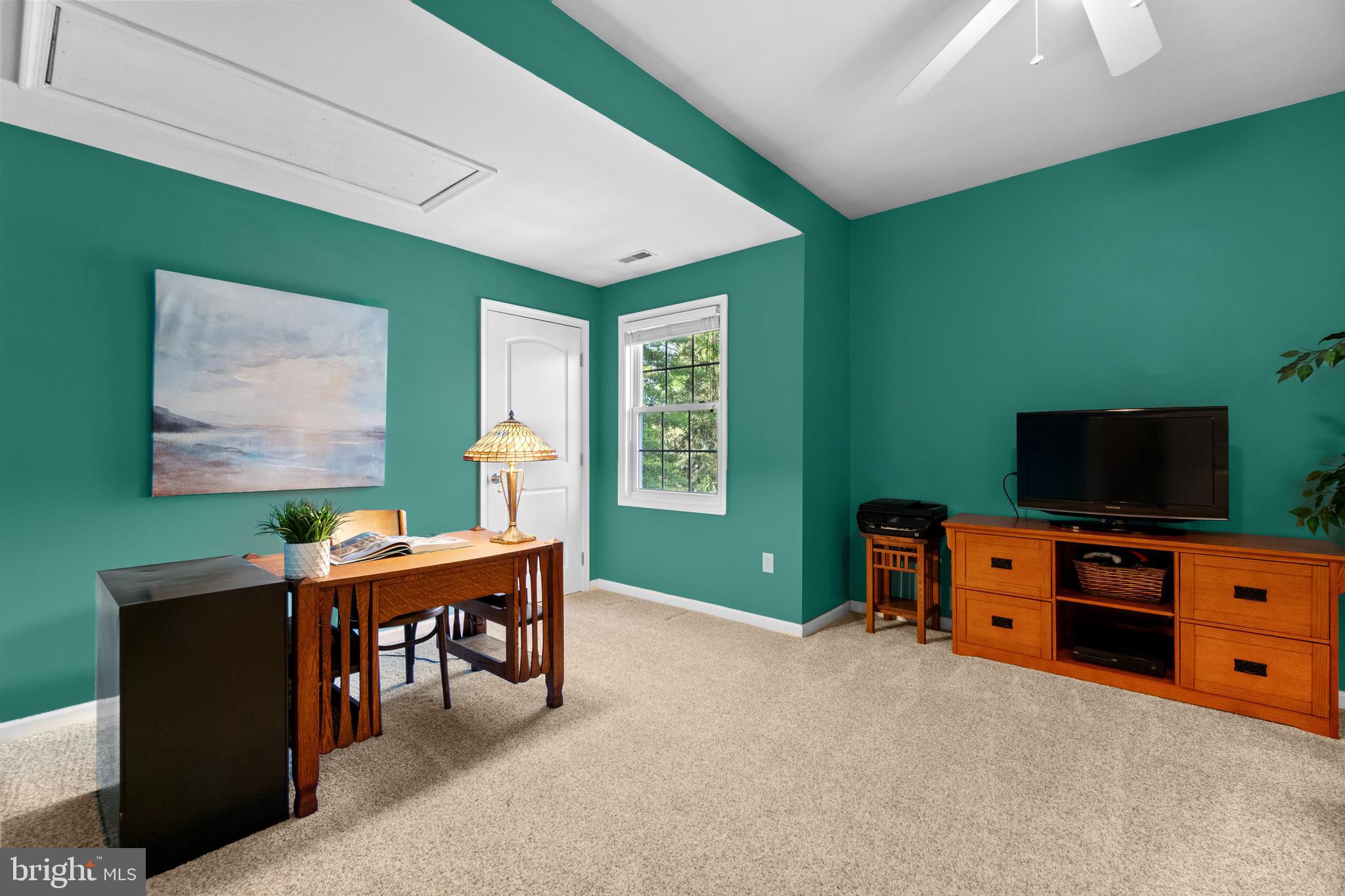 OLDE SEVERNA PARK - Residential