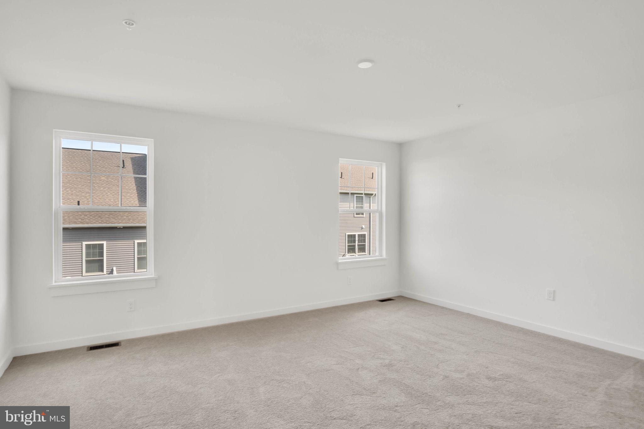 MAYAPPLE WOODS - Residential