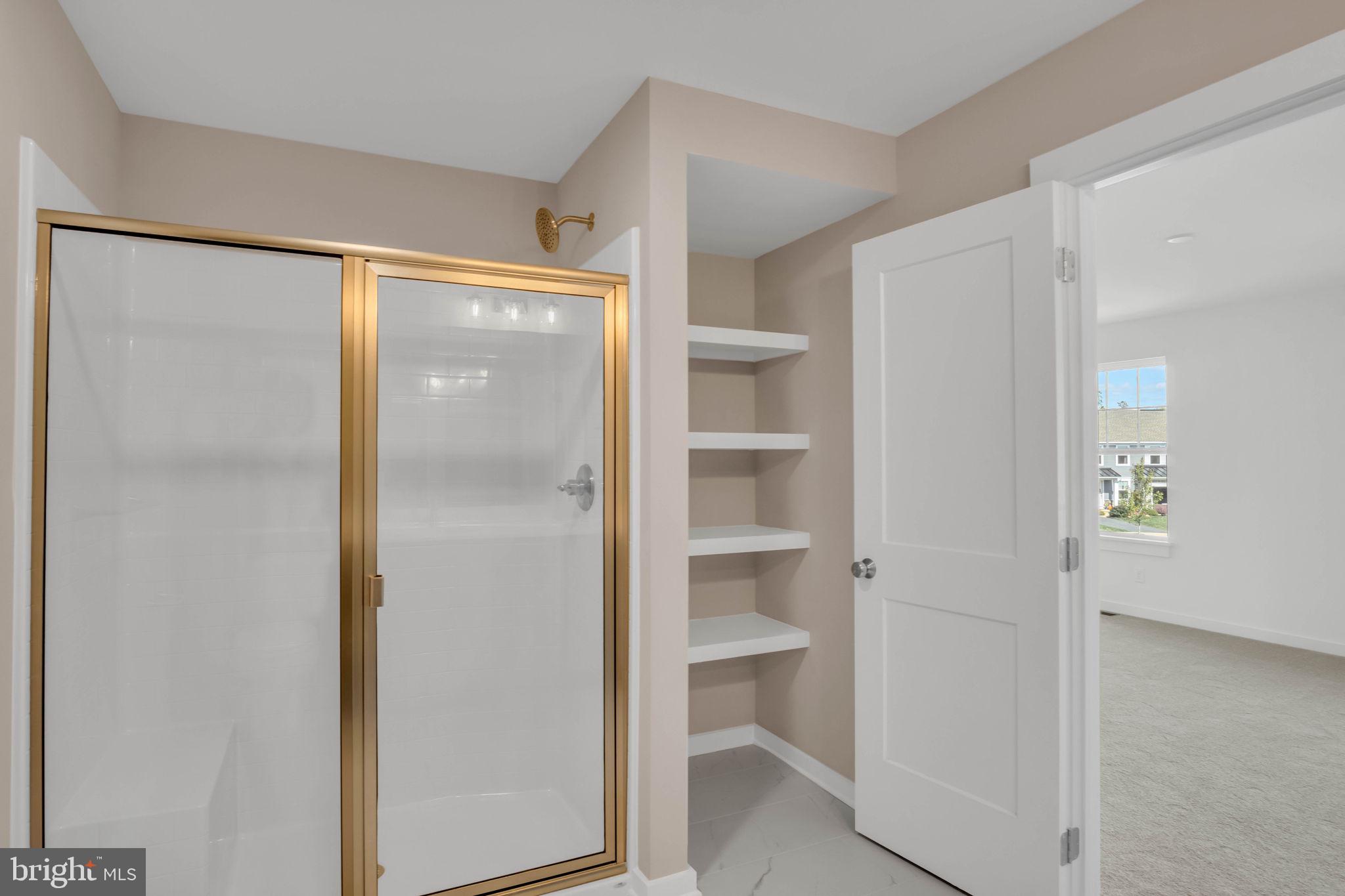 MAYAPPLE WOODS - Residential