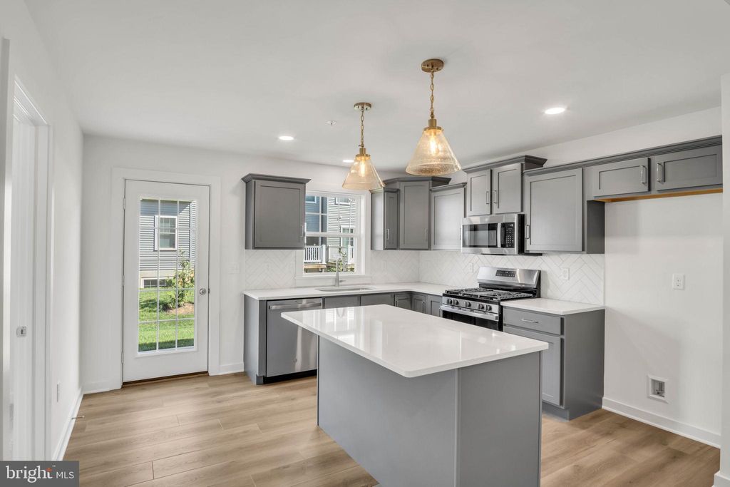 Photo of 136 Beech Tree Court #135-07, ANNVILLE, PA 17003 (MLS # PALN2021996)