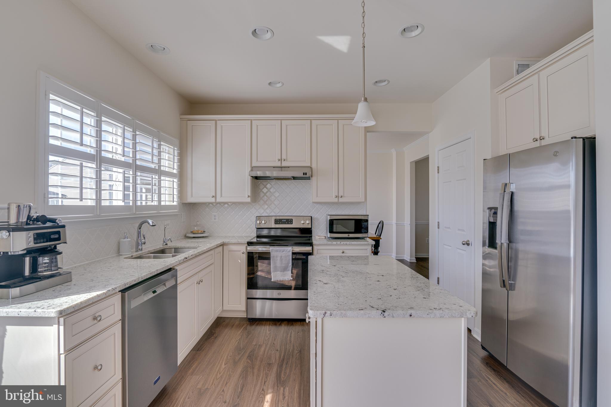 SHENANDOAH SPRINGS - Residential