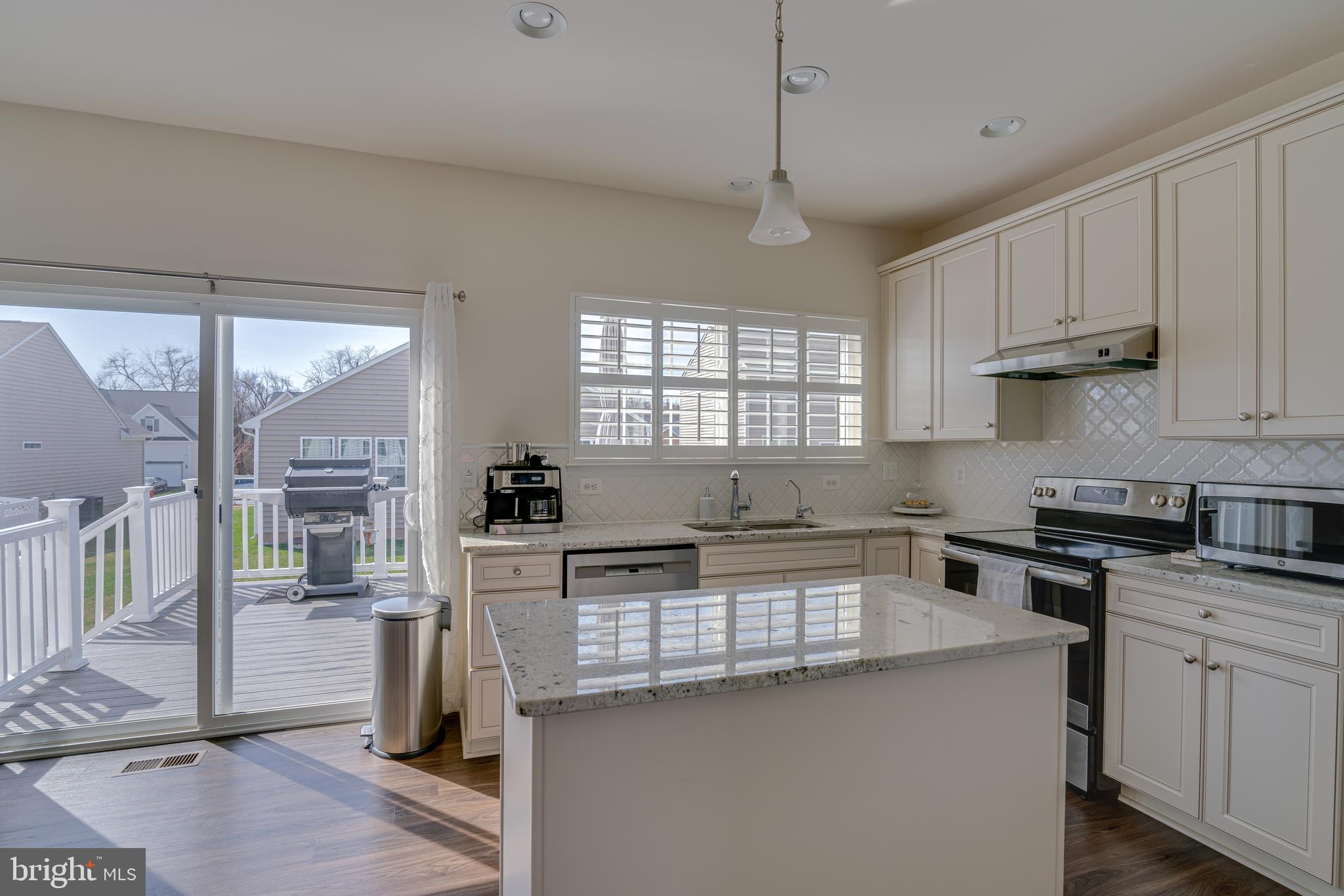 SHENANDOAH SPRINGS - Residential