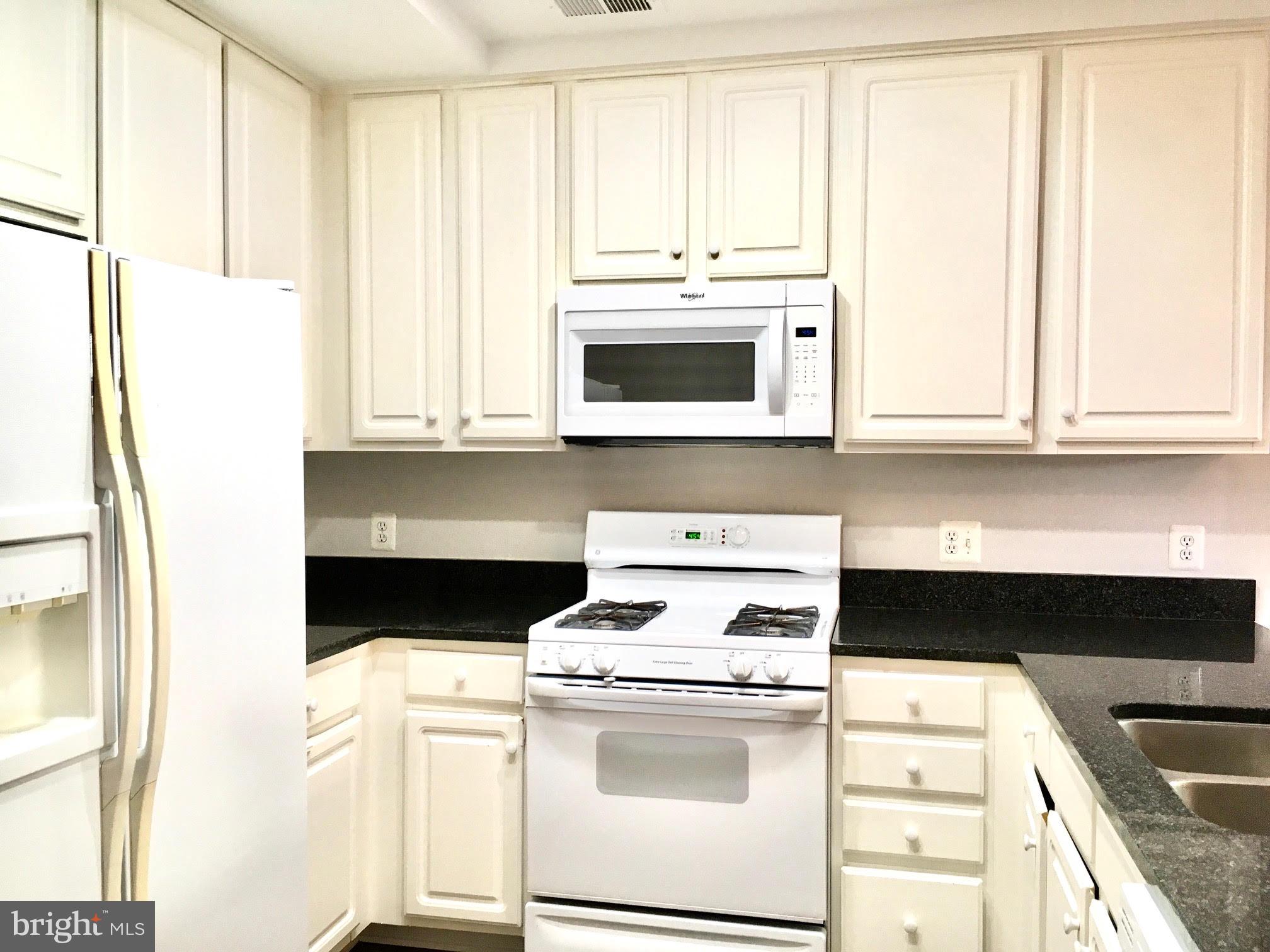 OLD TOWN VILLAGE - Residential Lease