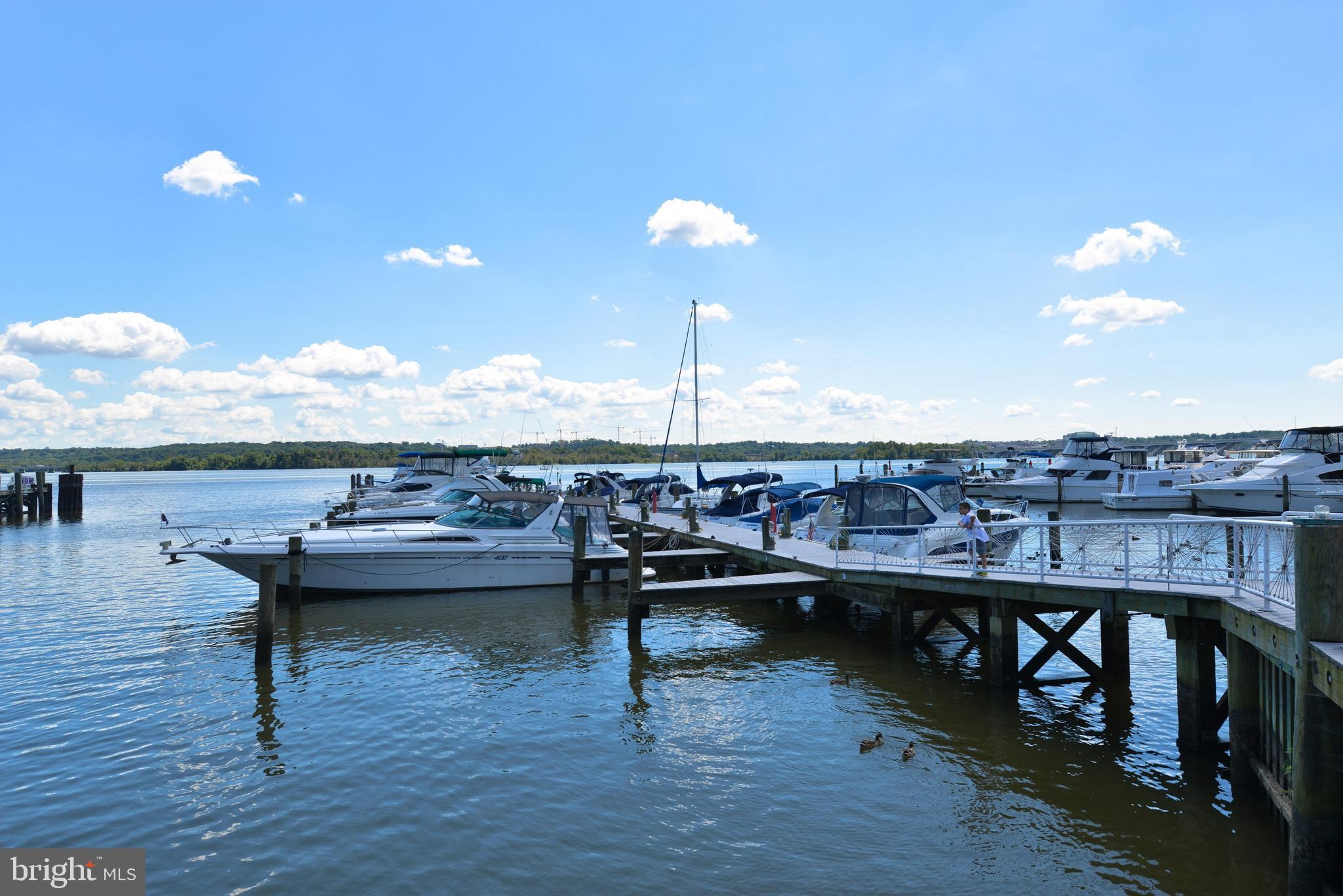 OLD TOWN VILLAGE - Residential Lease