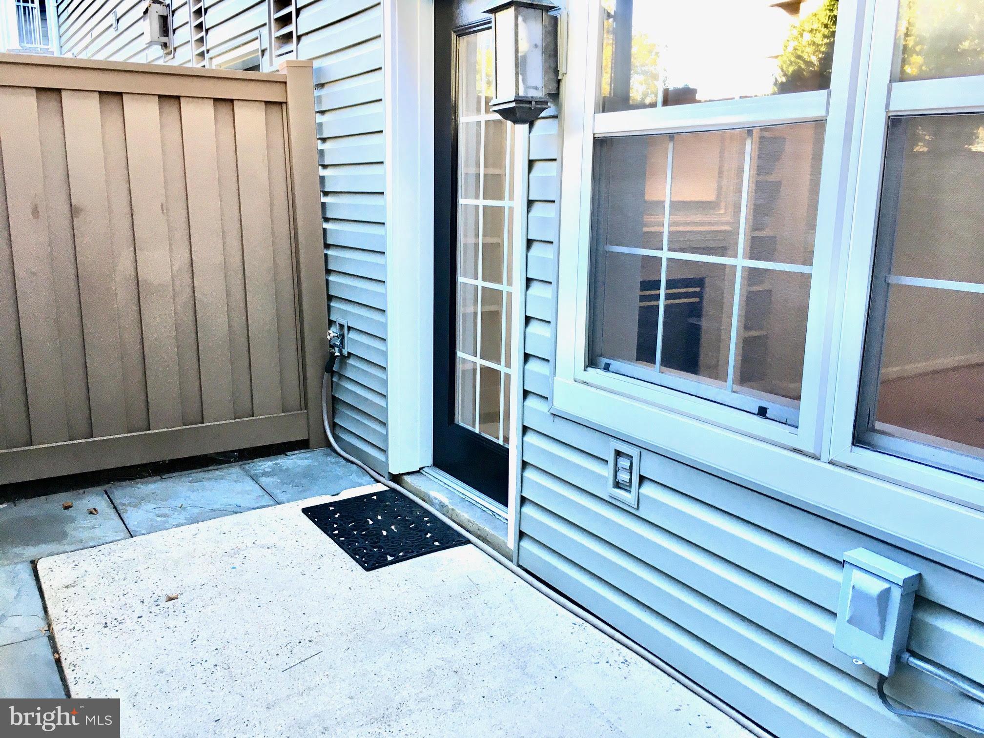 OLD TOWN VILLAGE - Residential Lease