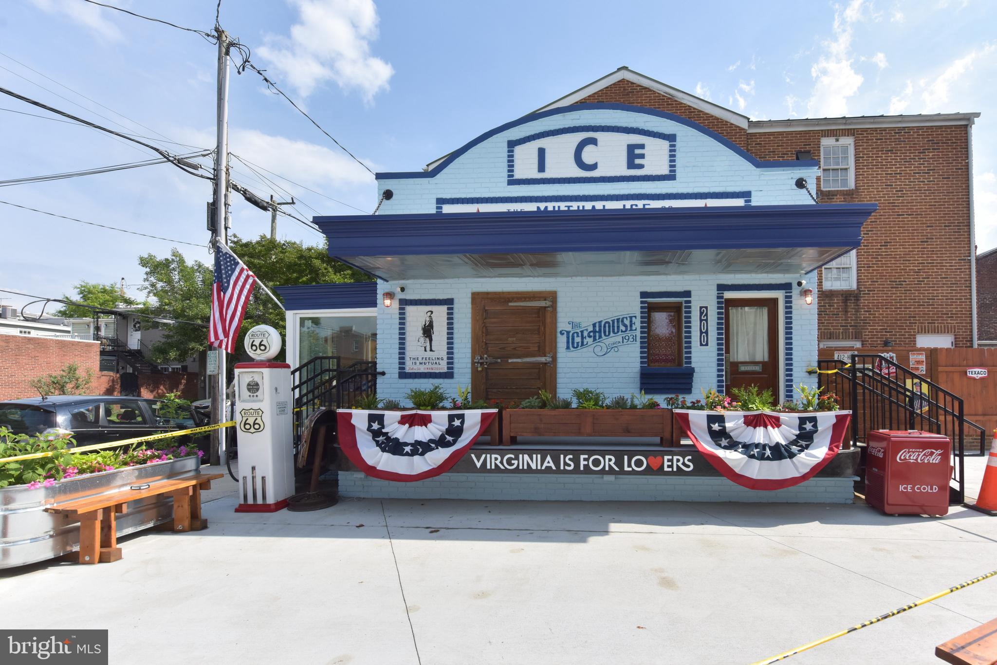 OLD TOWN VILLAGE - Residential Lease