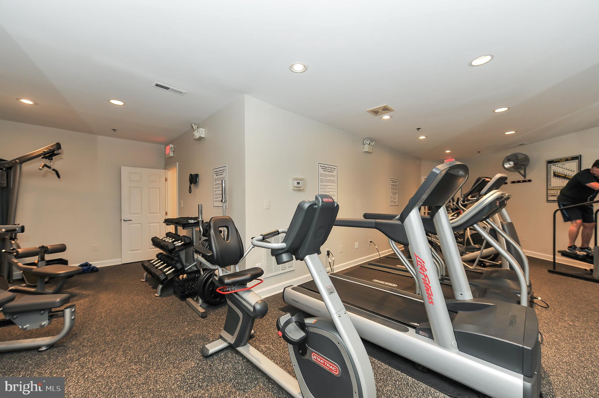 OLD TOWN VILLAGE - Residential Lease