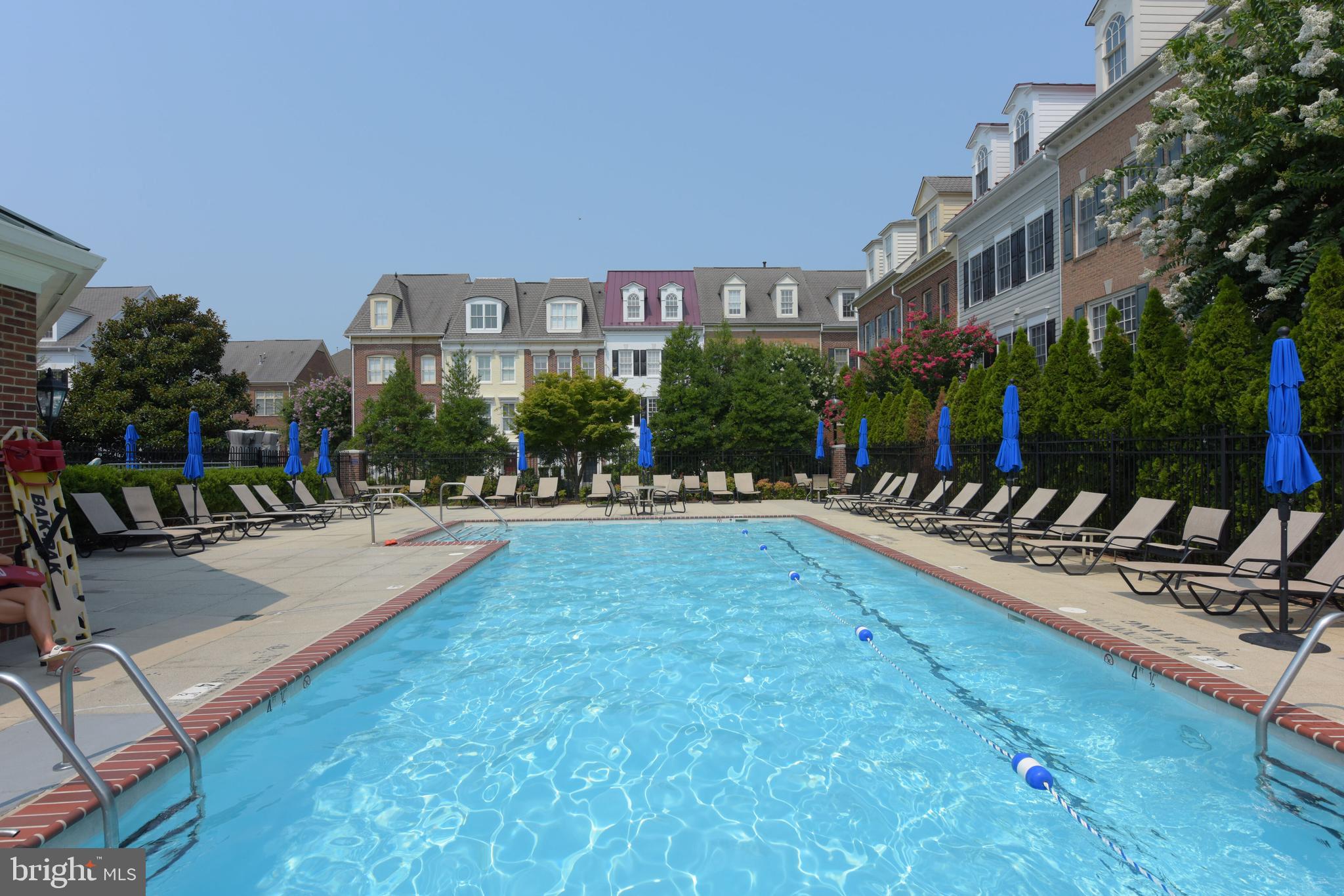 OLD TOWN VILLAGE - Residential Lease