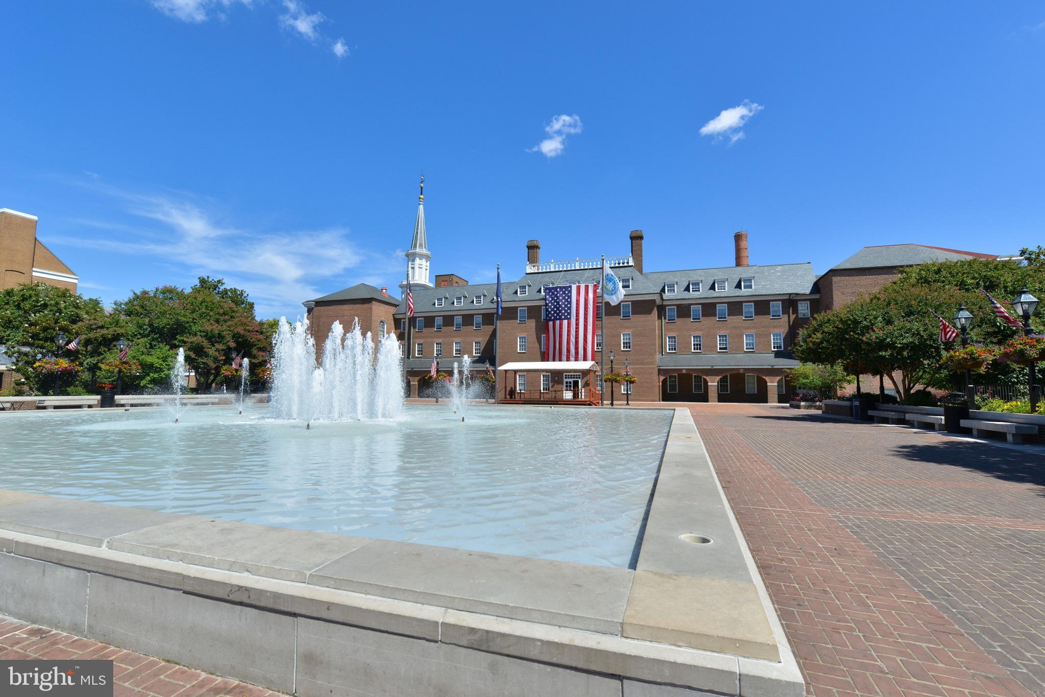 OLD TOWN VILLAGE - Residential Lease