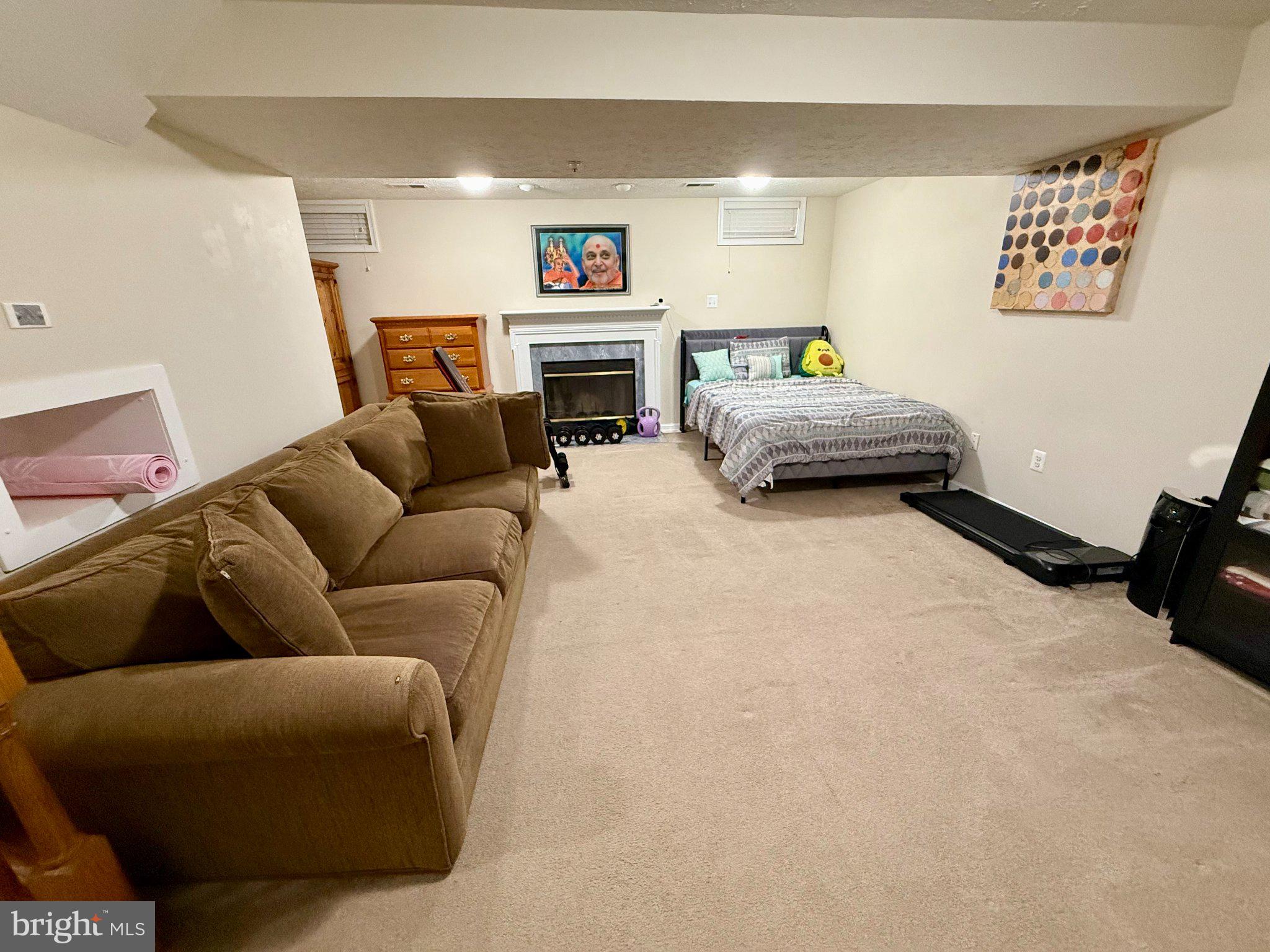 BRIGHTFIELD - Residential